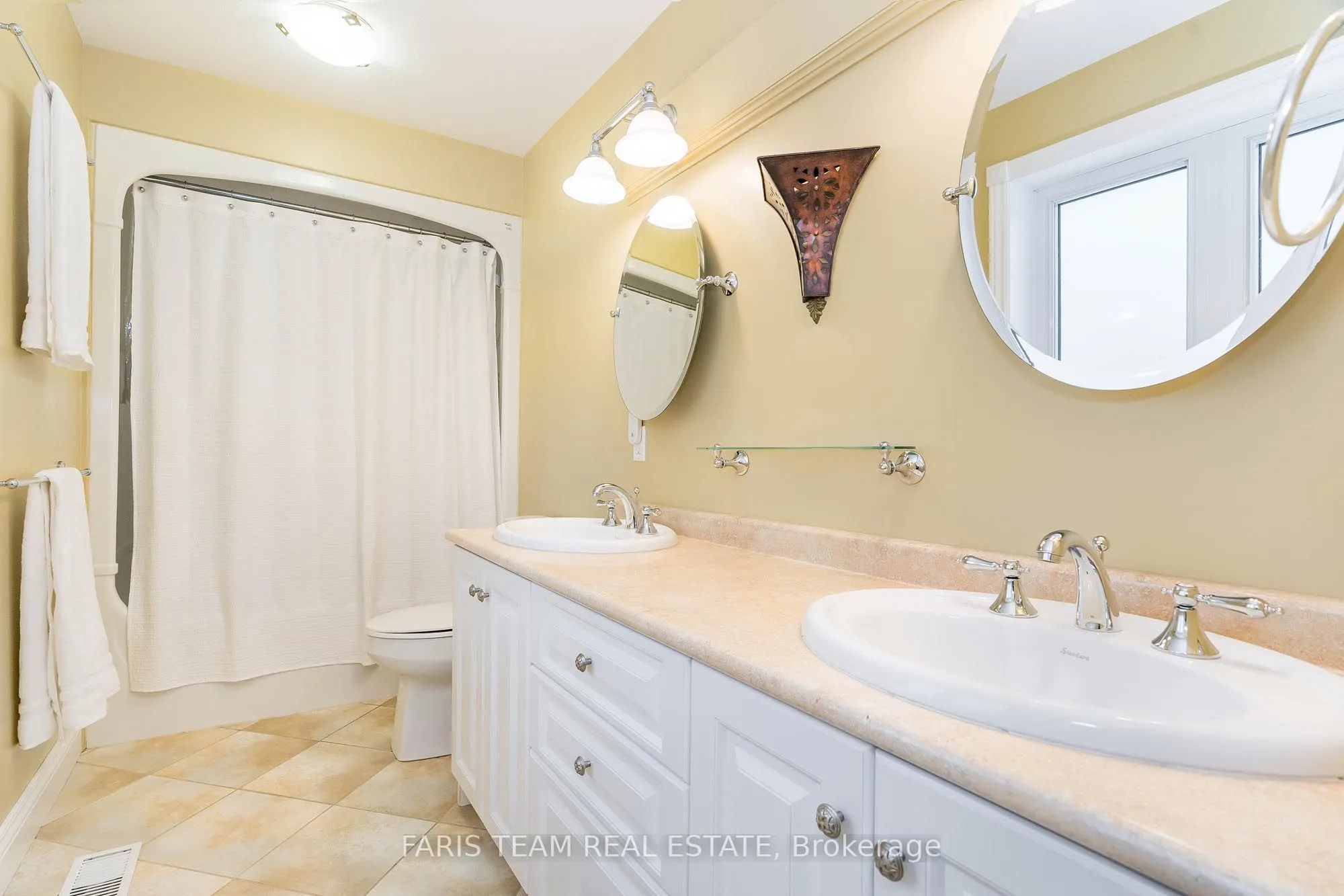 130 Concession 15 W
