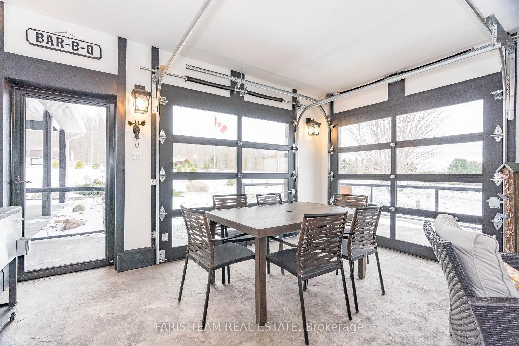 130 Concession 15 W