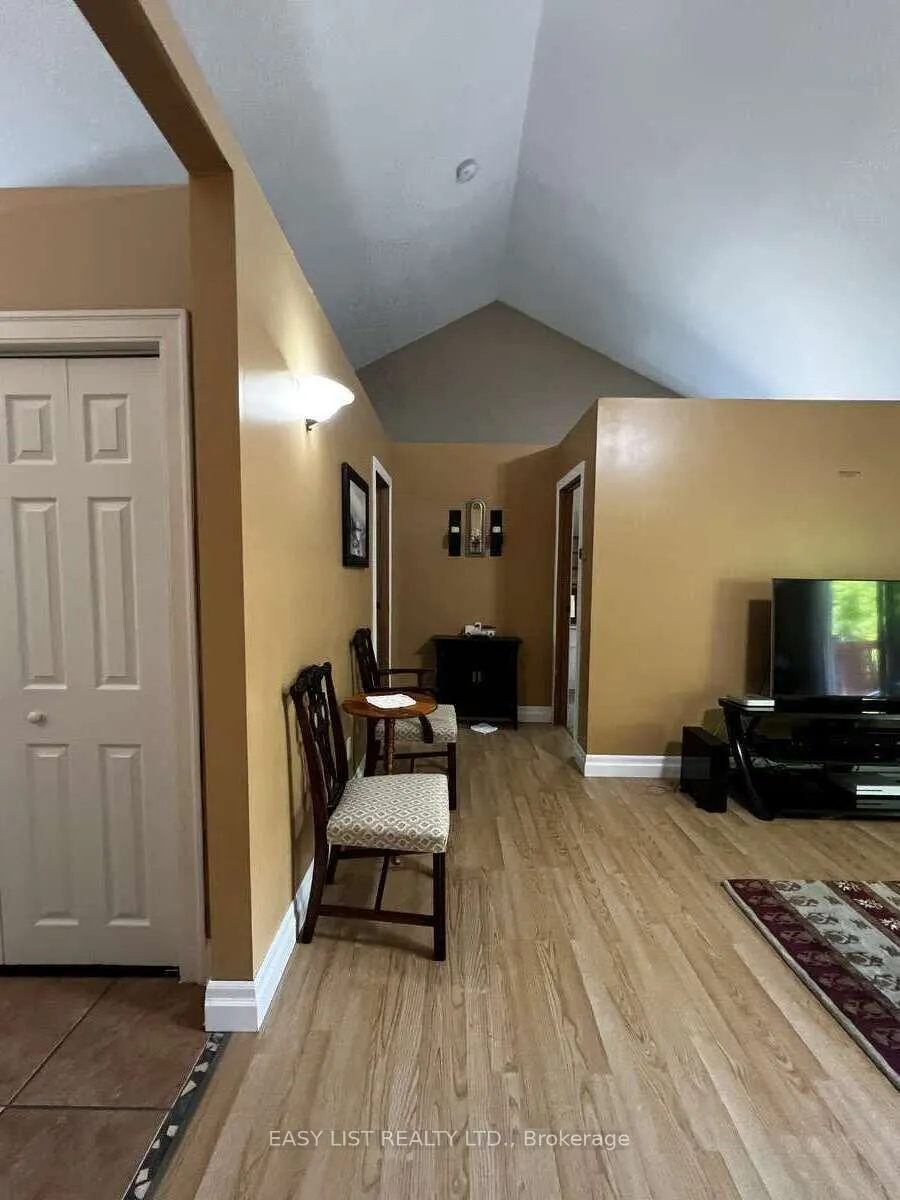 2135 Champlain Road