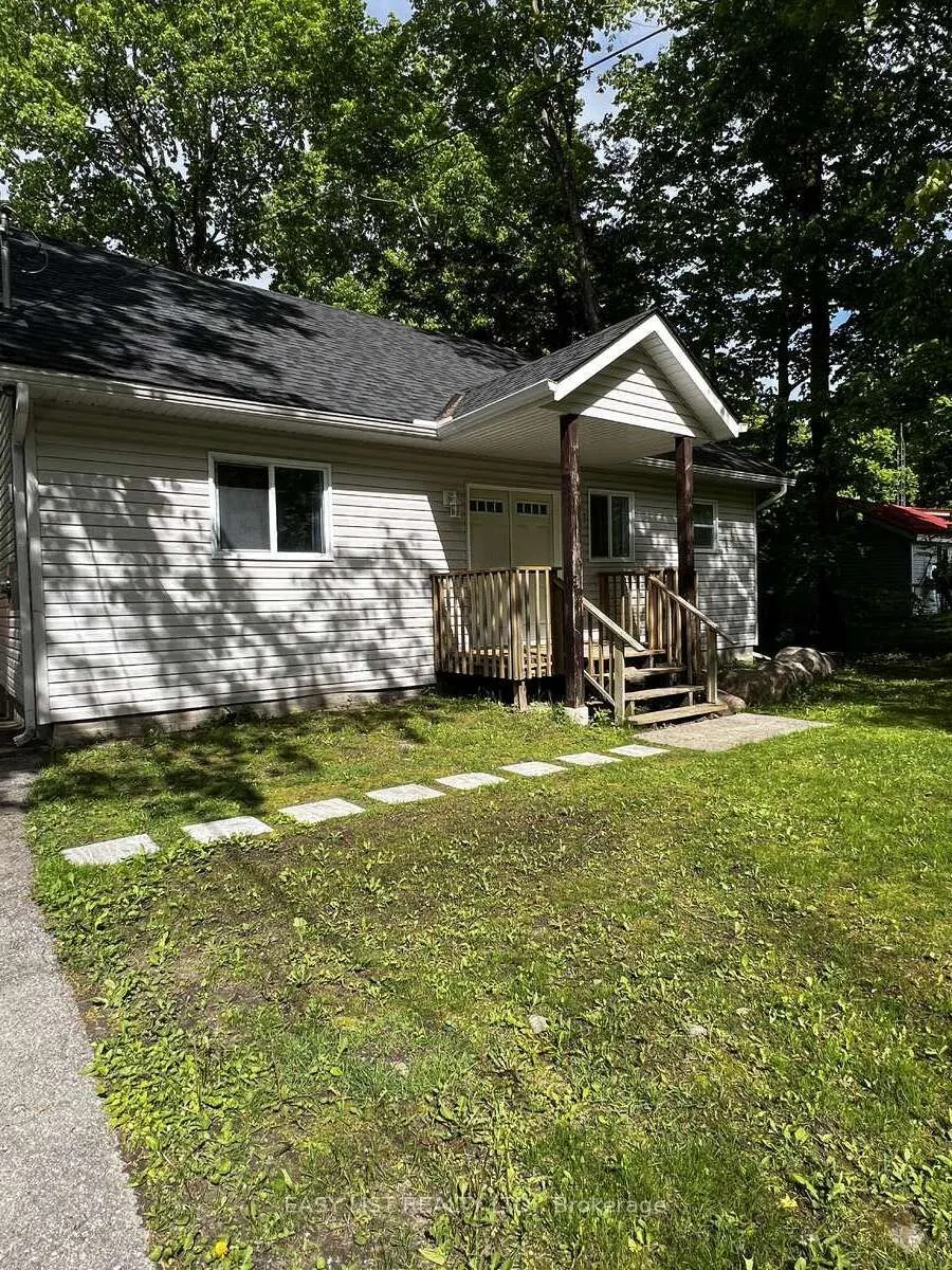 2135 Champlain Road
