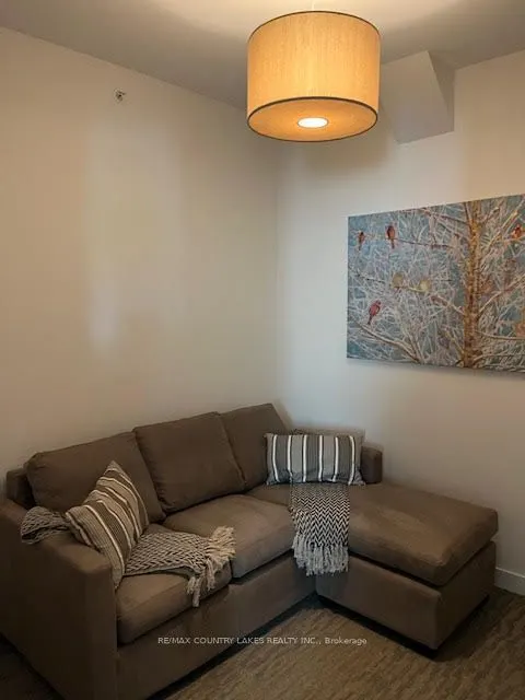 40 Horseshoe Boulevard, #203