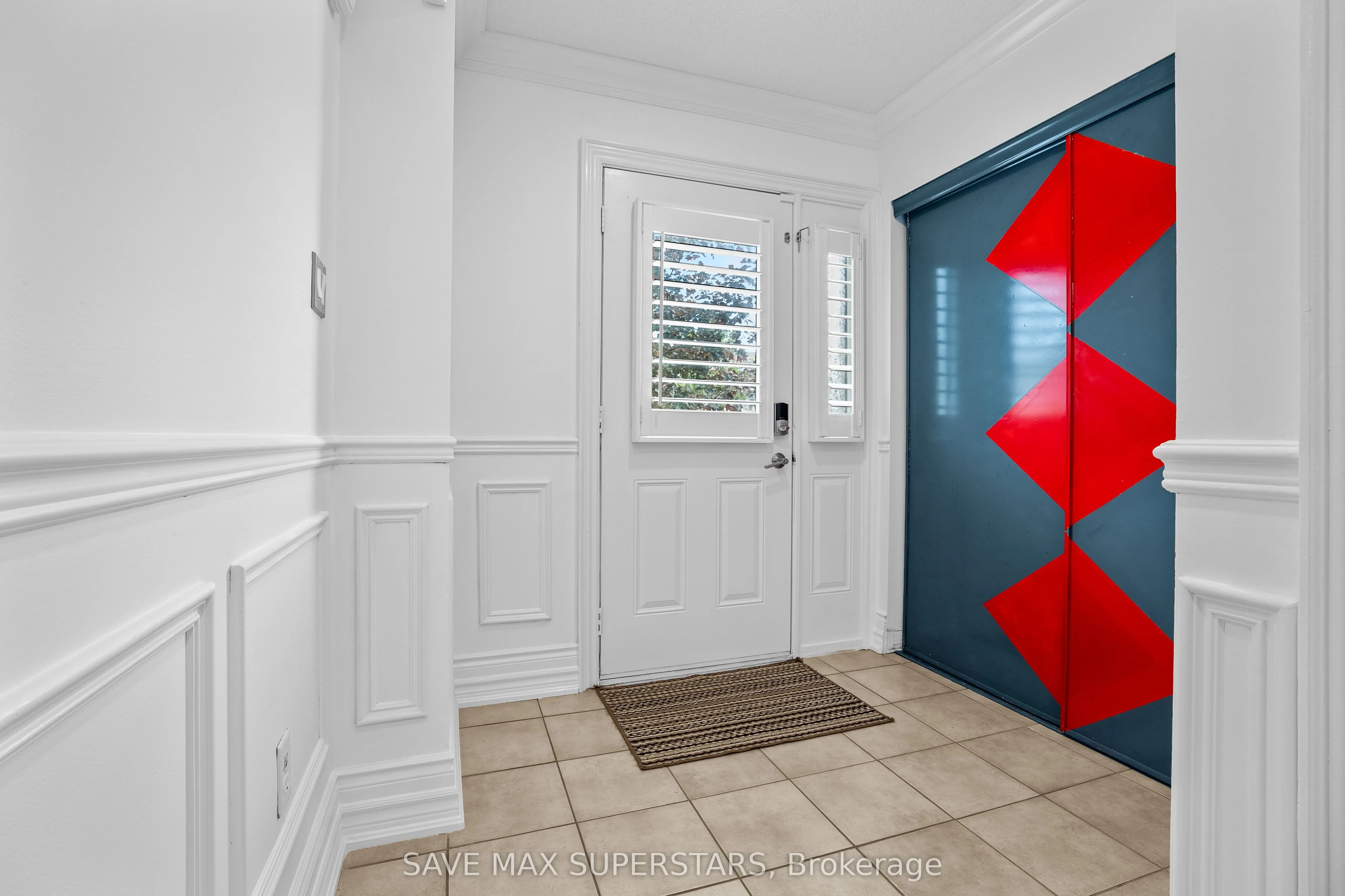 29 MADELAINE Drive #6