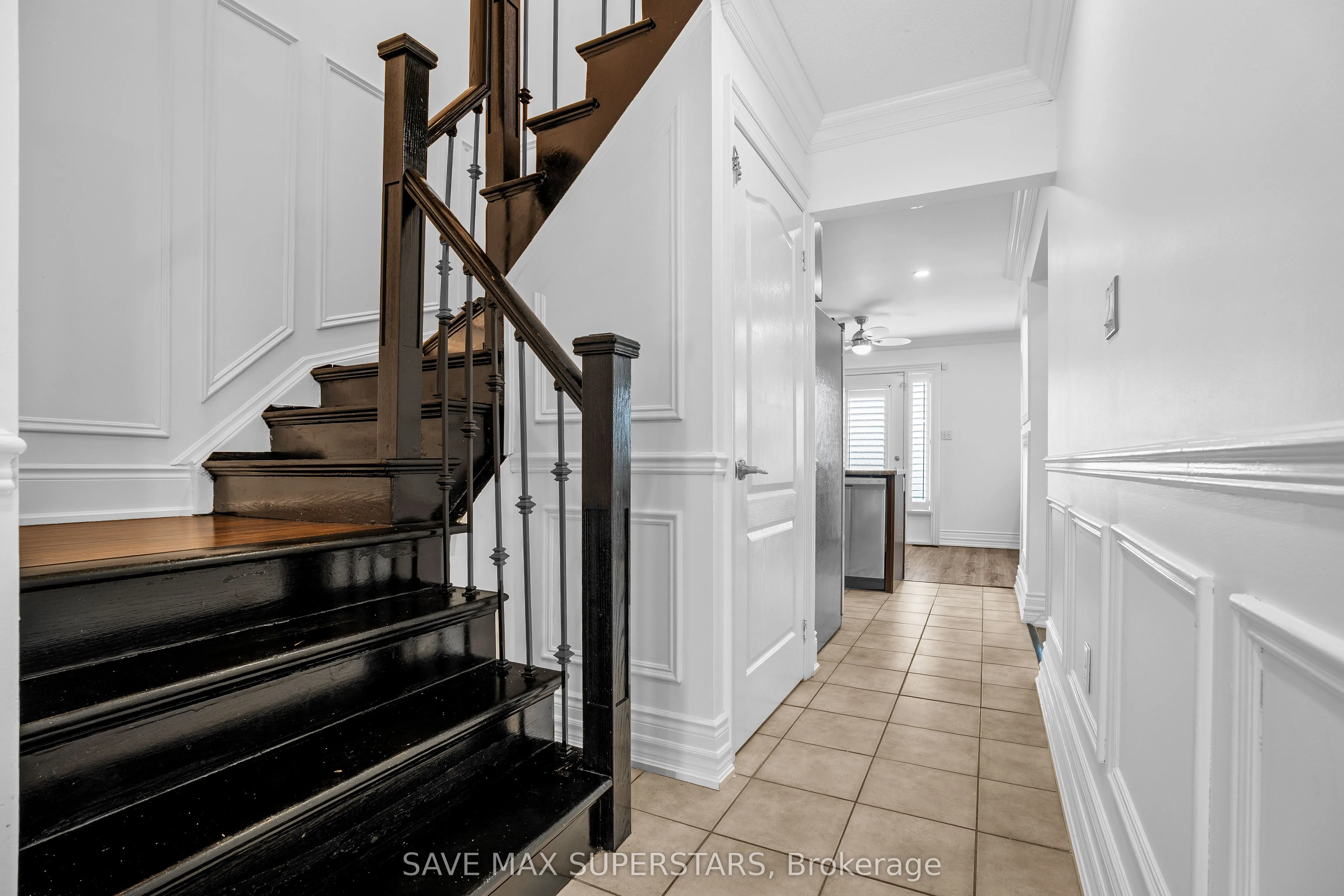 29 MADELAINE Drive #6