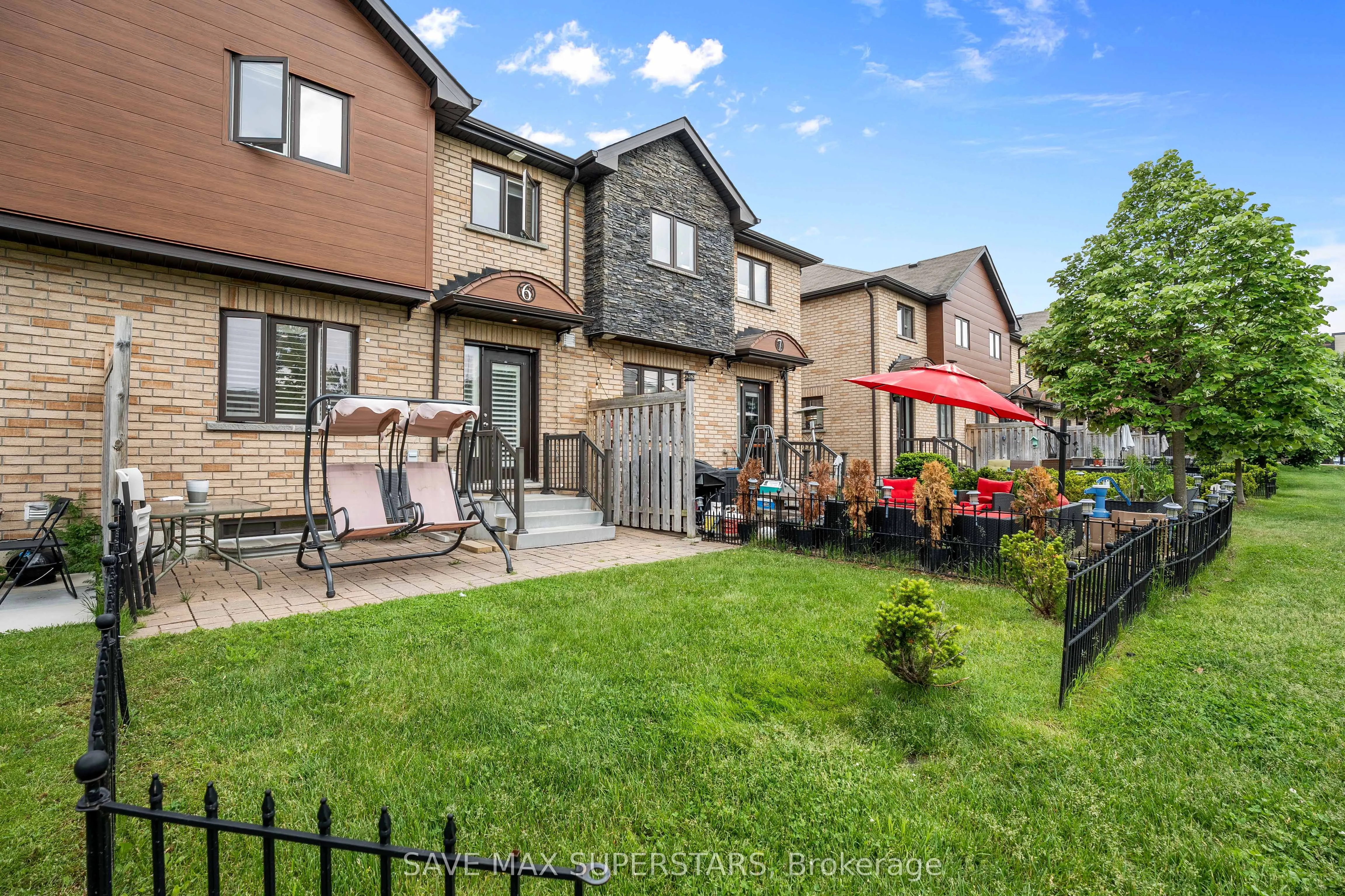 29 MADELAINE Drive #6