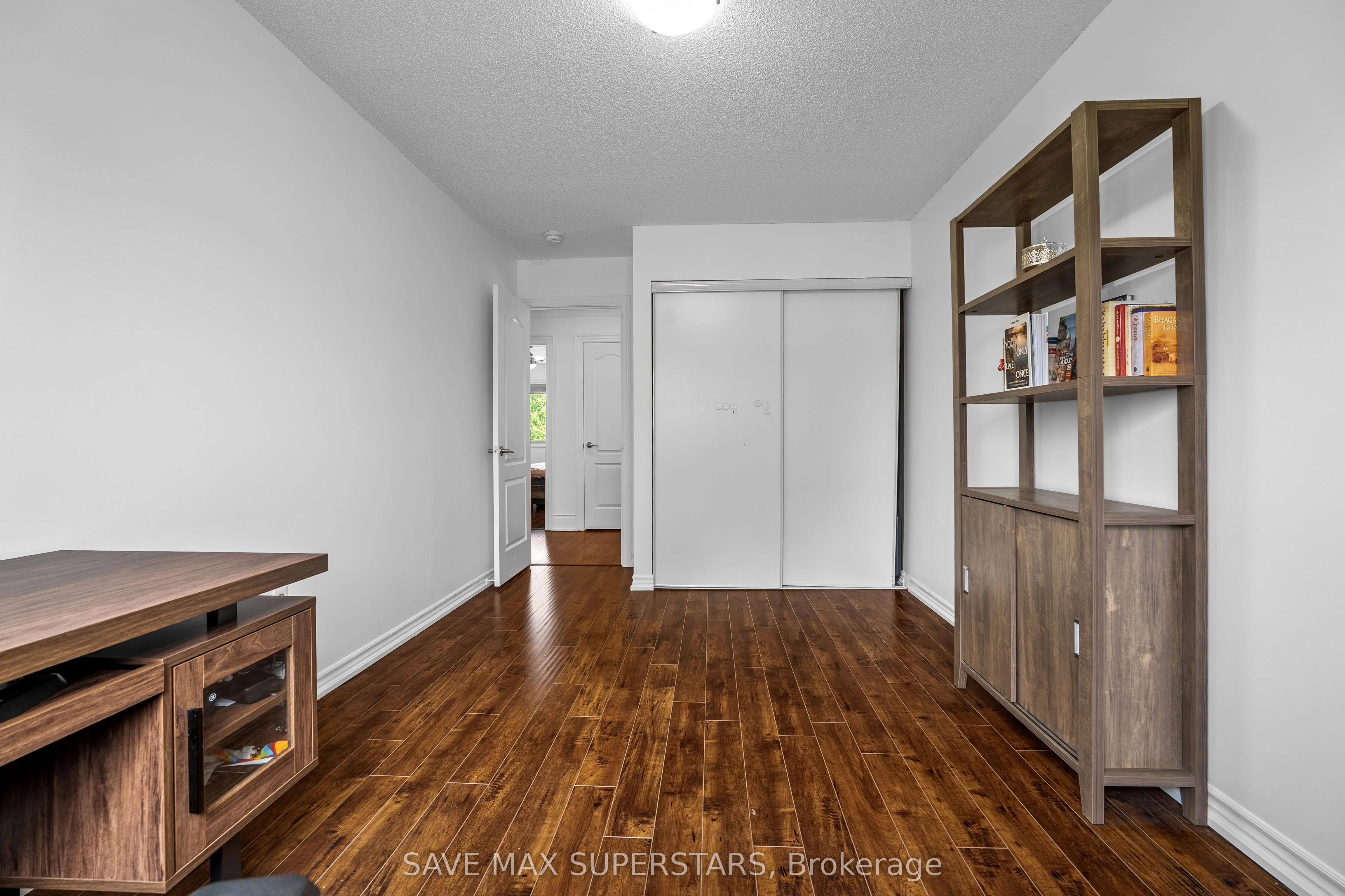 29 MADELAINE Drive #6