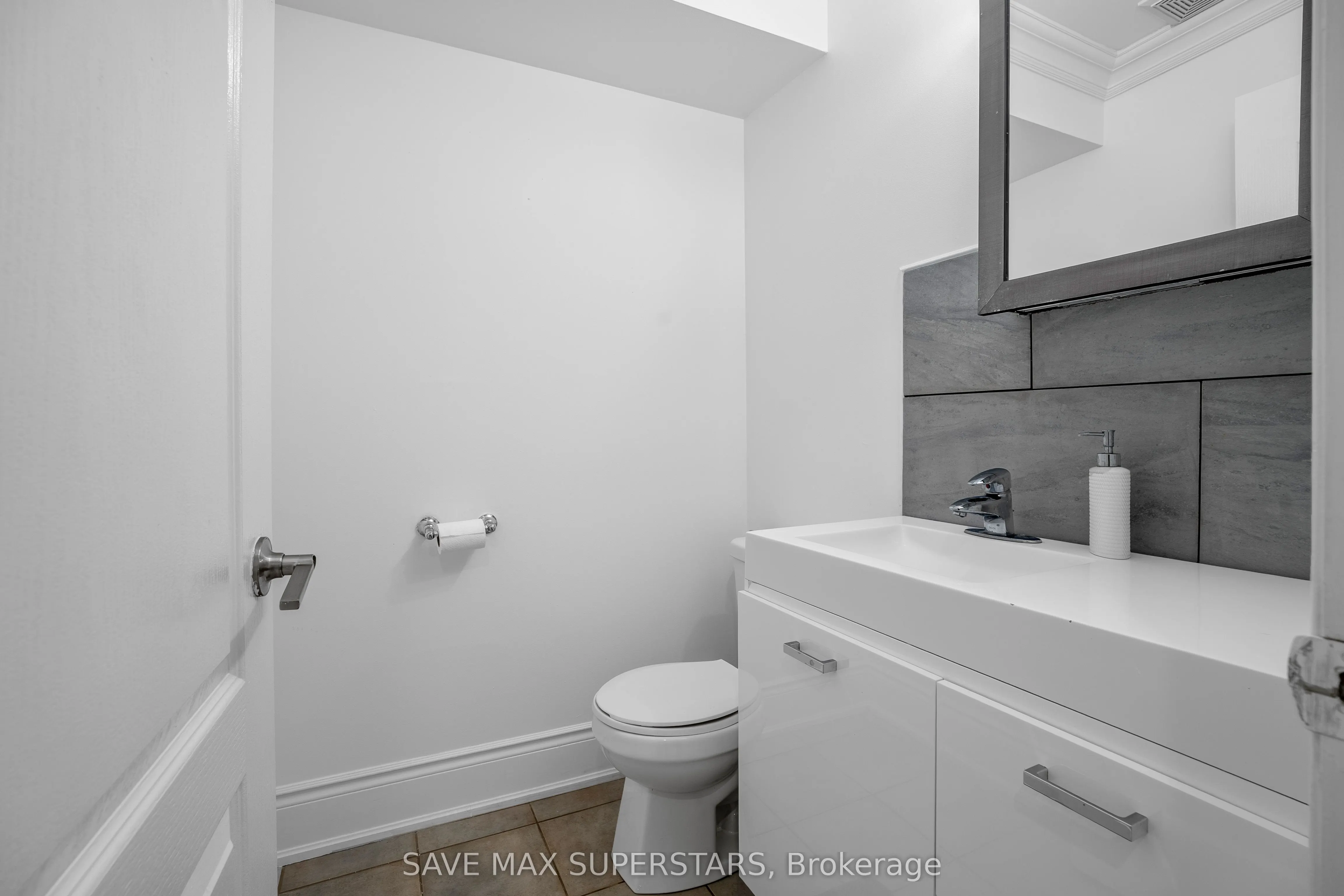 29 MADELAINE Drive #6