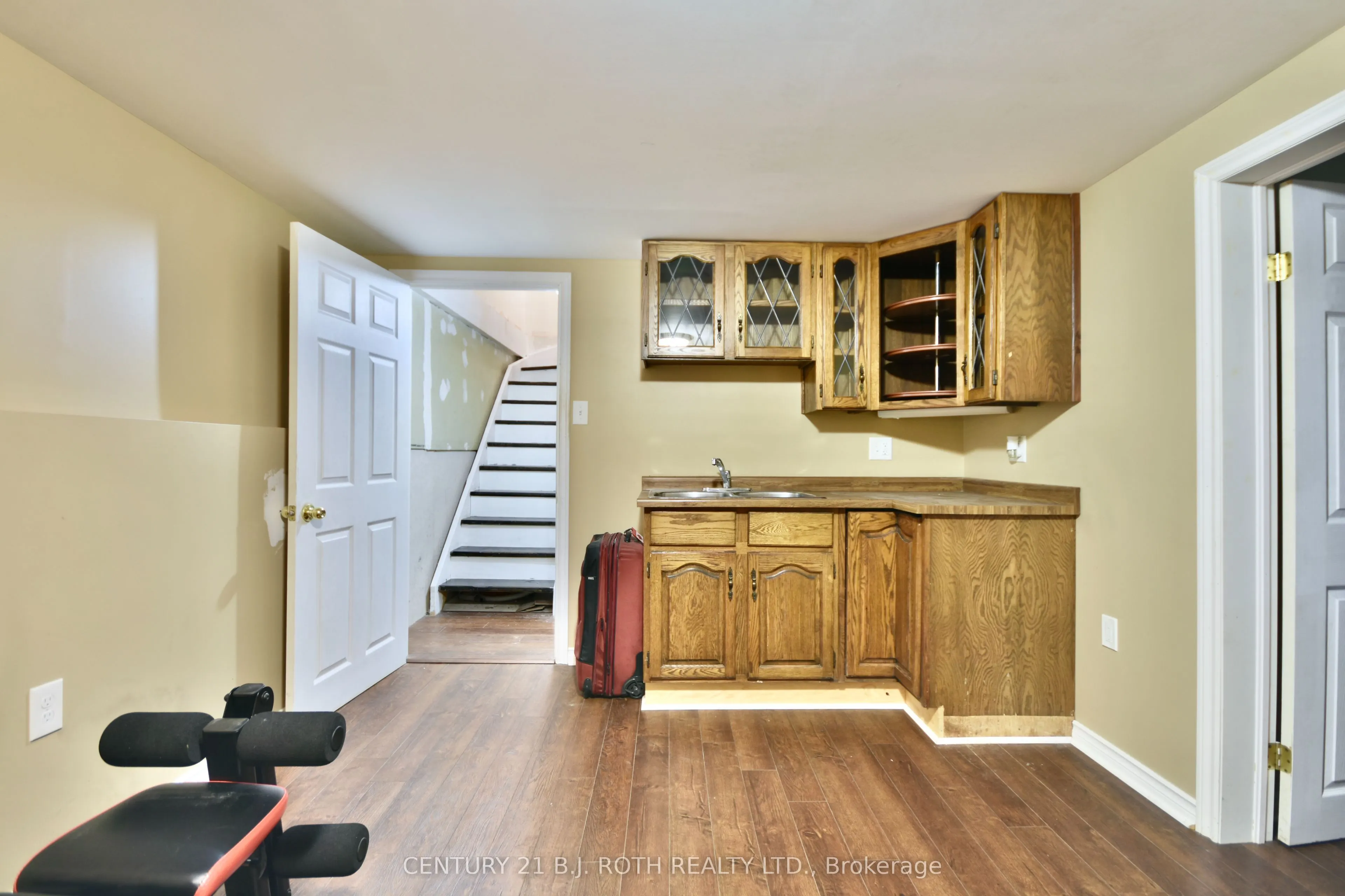 11 Pheasant Trail, #6