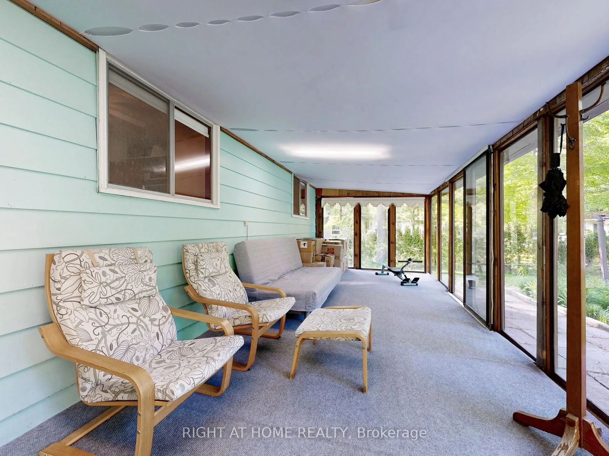 39 Rue  Jules  Leger Street
