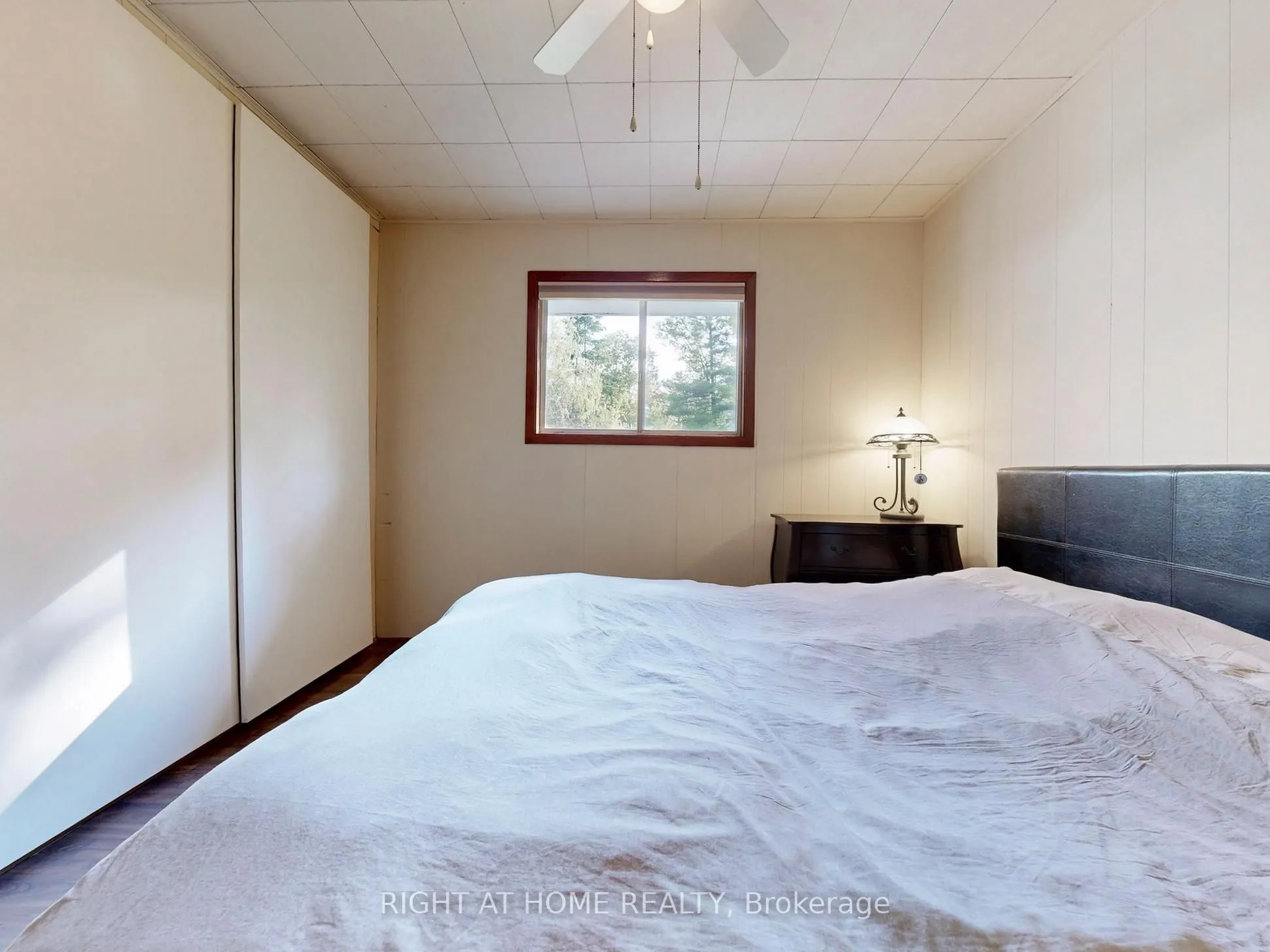 39 Rue  Jules  Leger Street