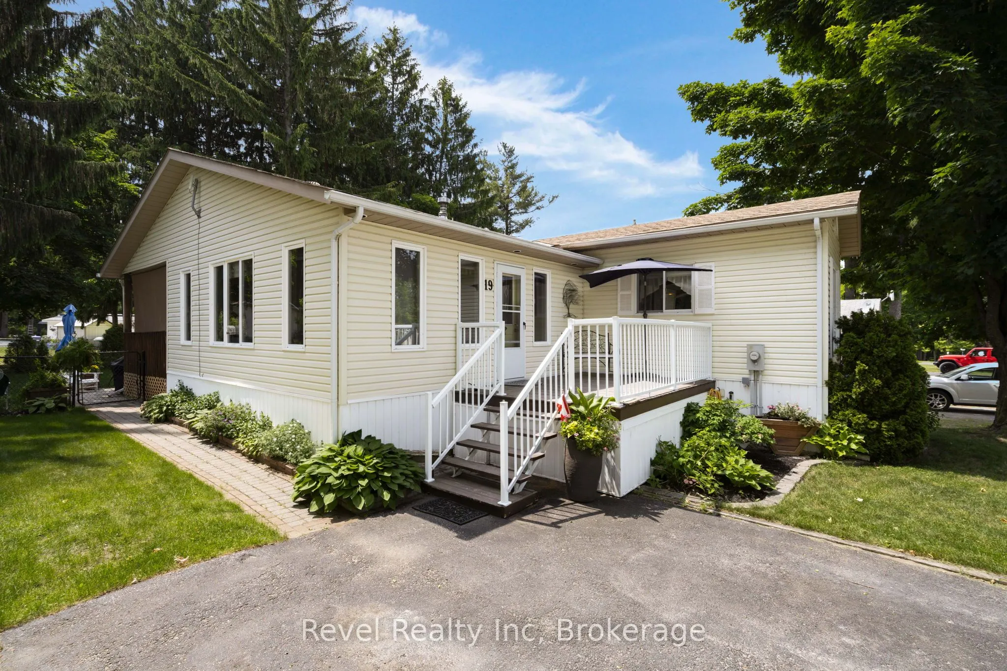 5411 Elliott Side Road #19