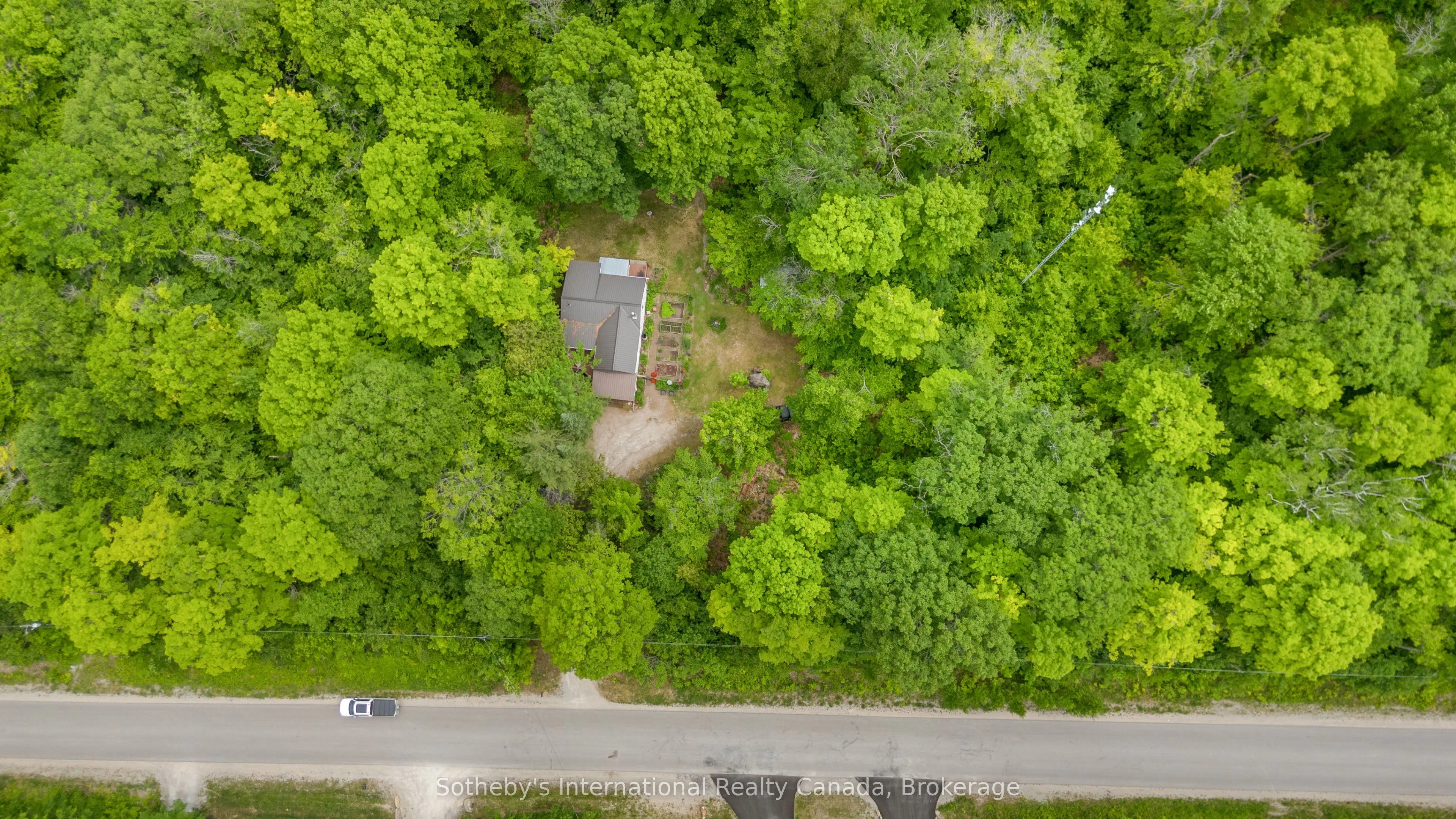 31 Meadows Avenue