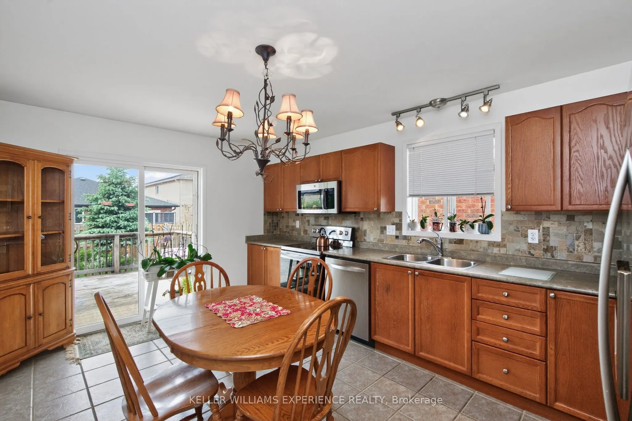 79 Sun King Crescent