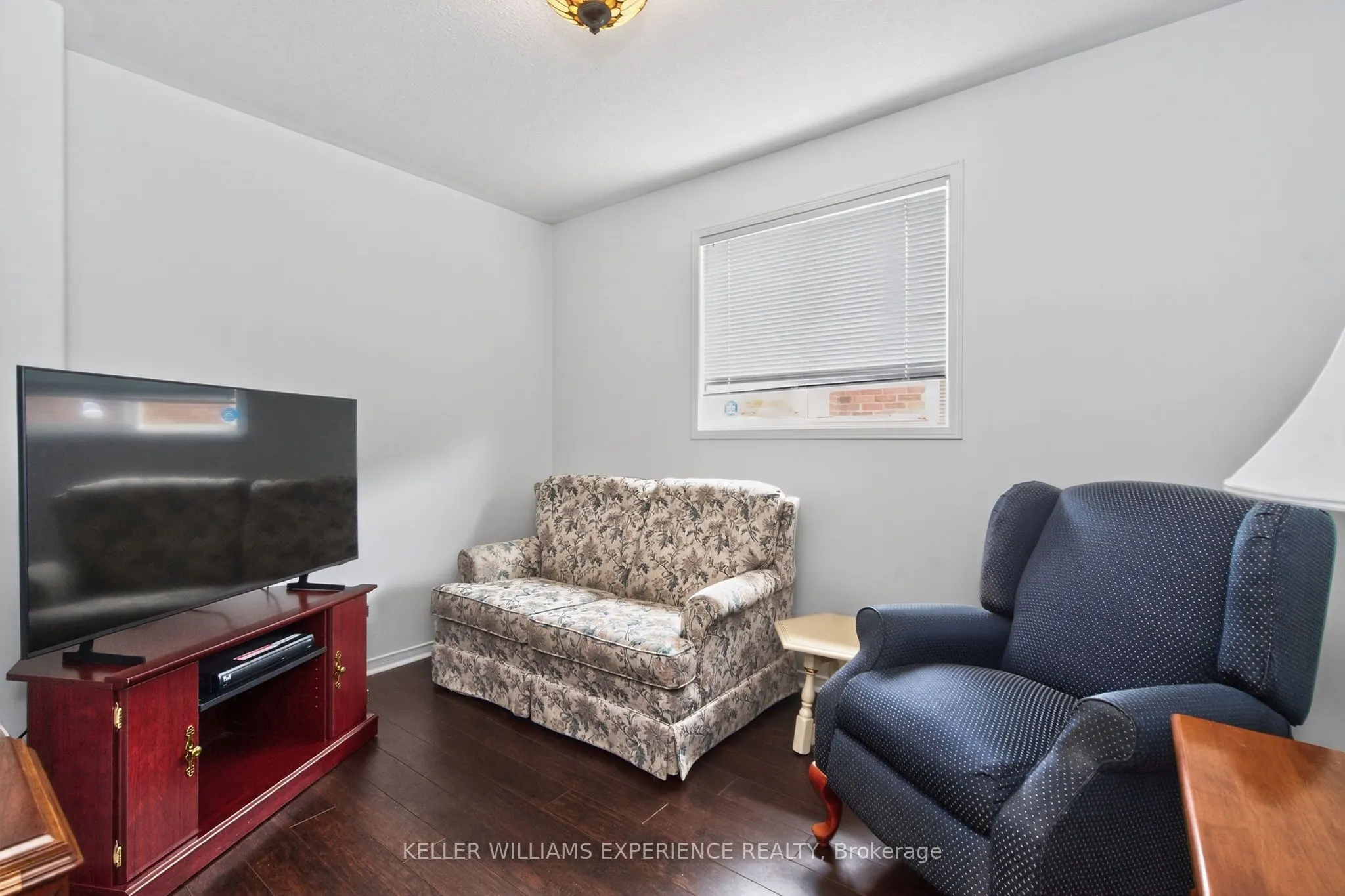 79 Sun King Crescent