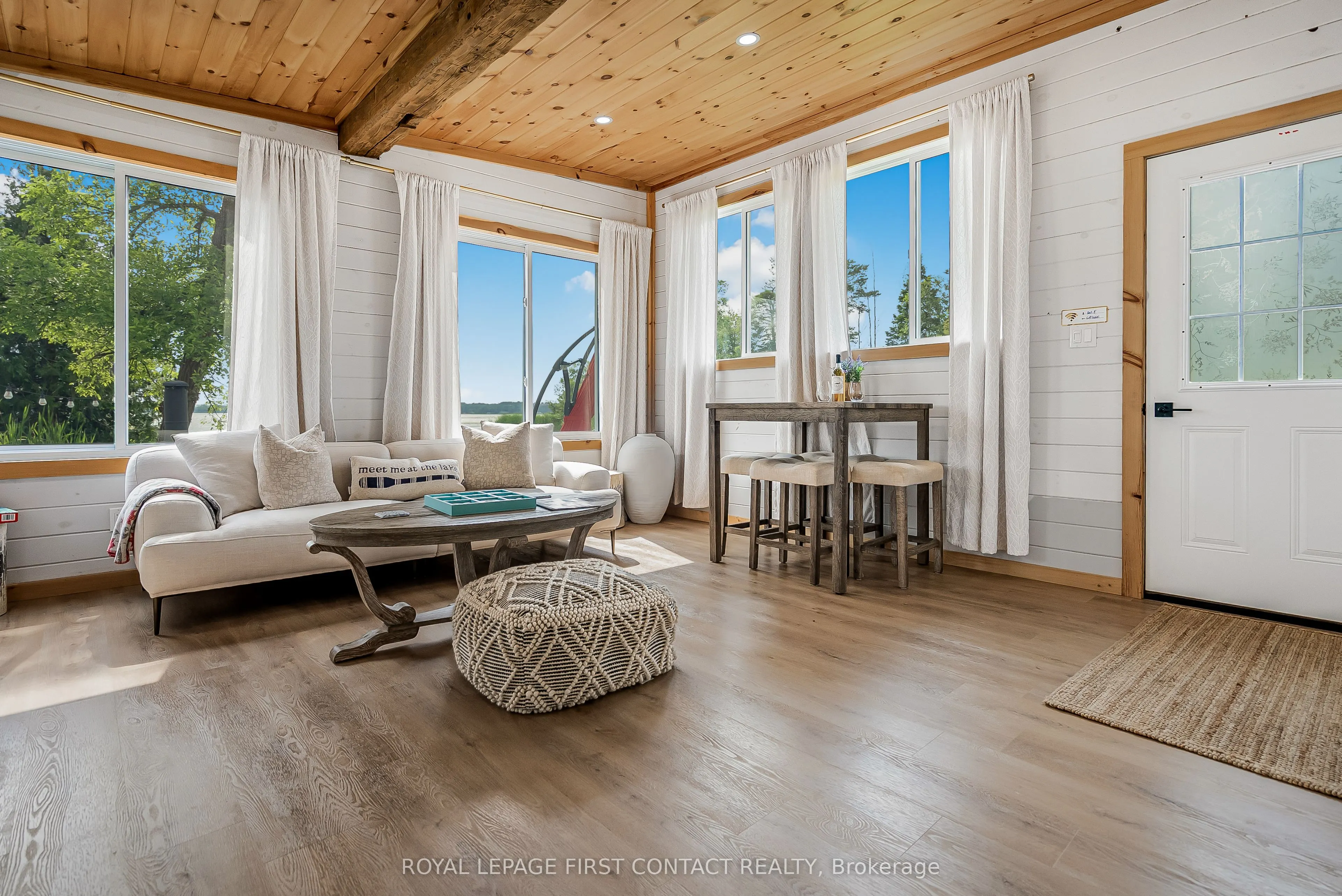 5608 Penetanguishene Road