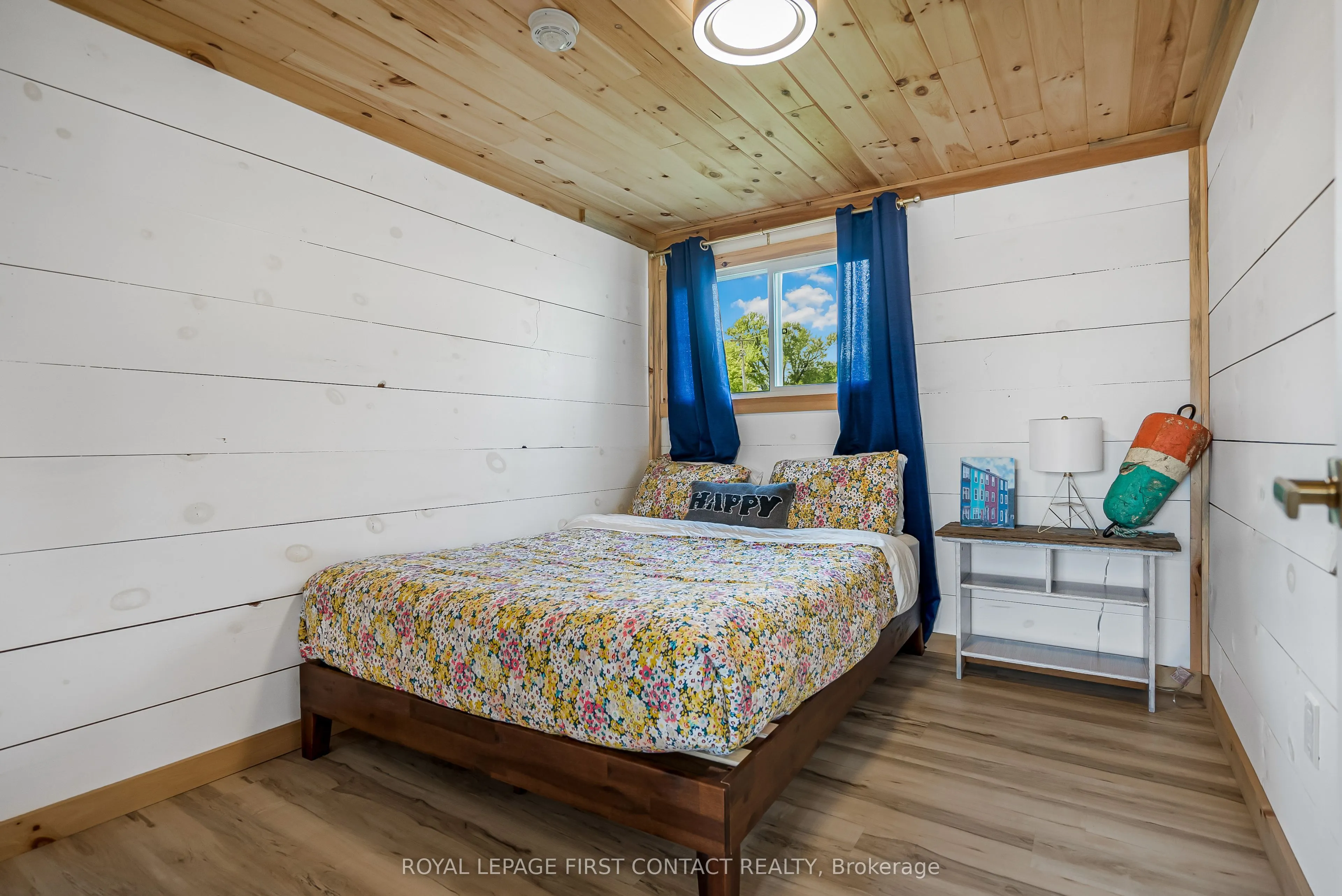 5608 Penetanguishene Road