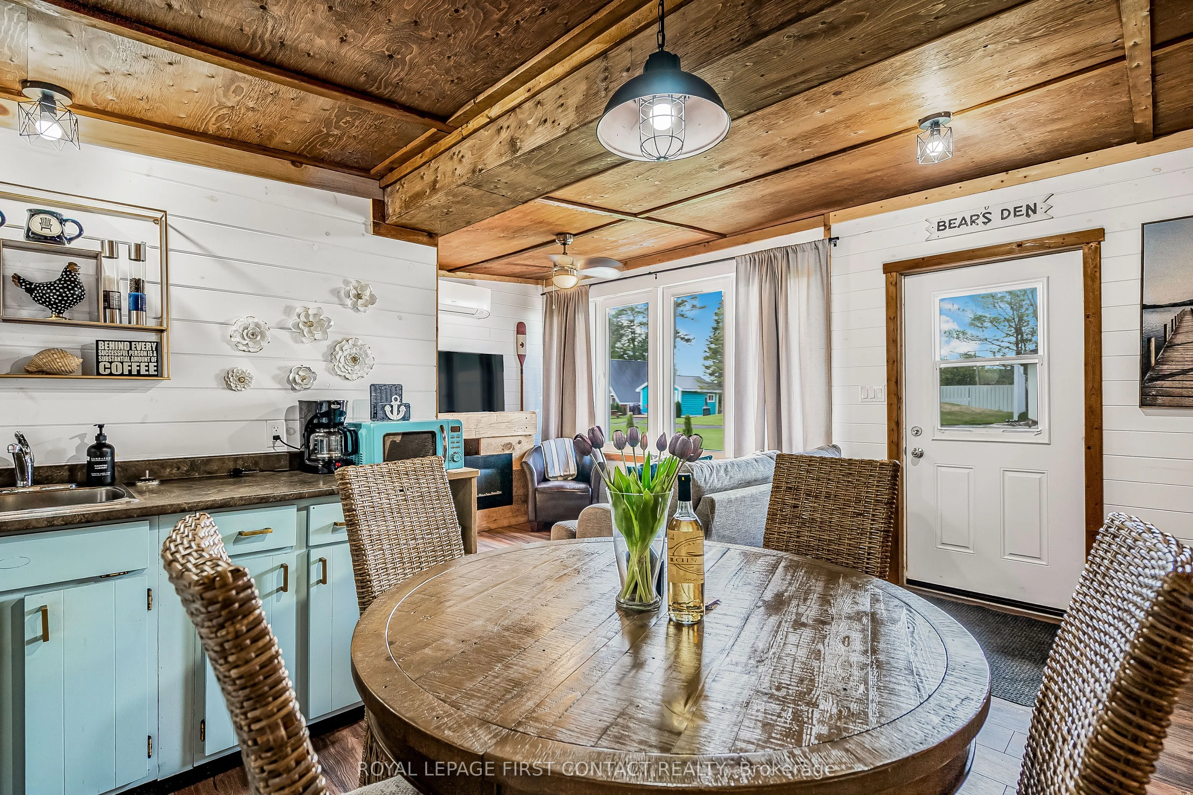 5608 Penetanguishene Road