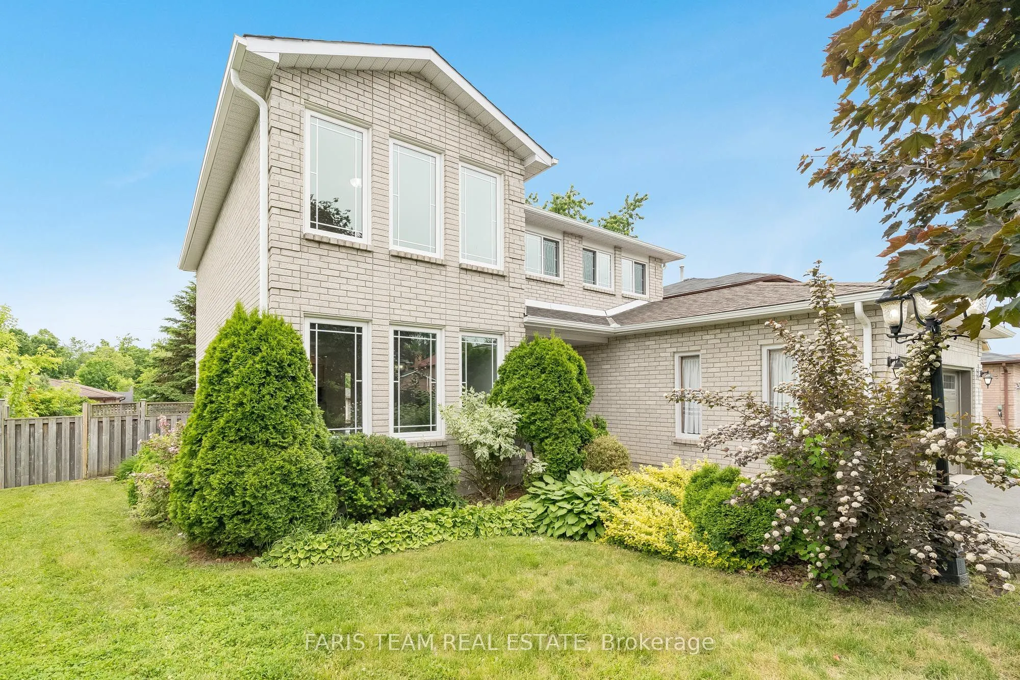 17 Radenhurst Crescent
