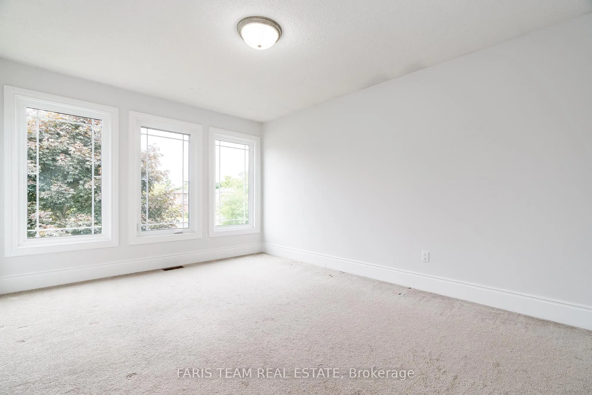 17 Radenhurst Crescent