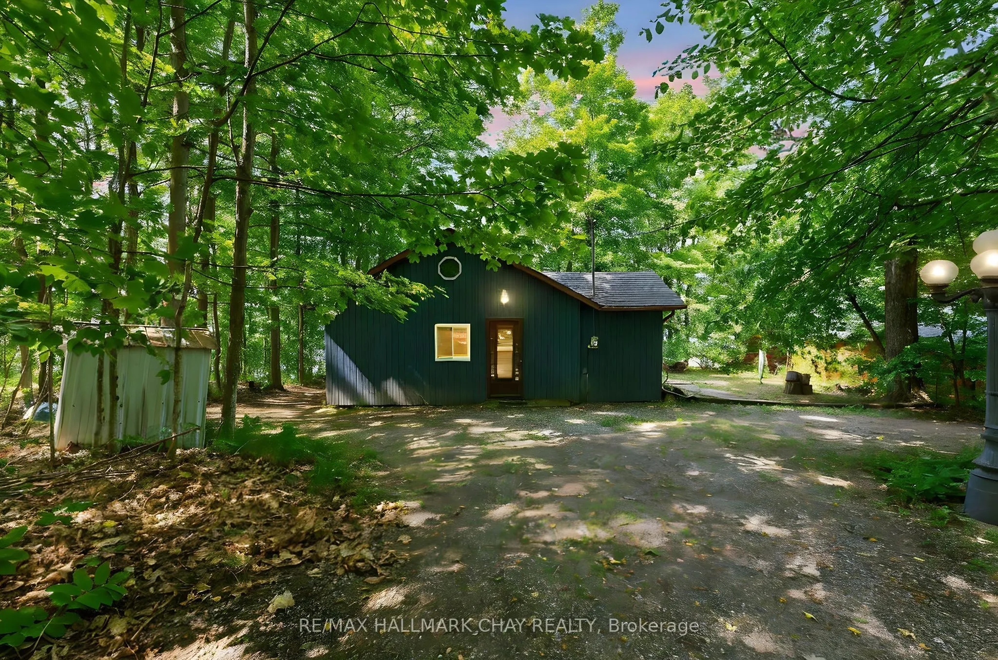 112 FARLAIN LAKE Road E