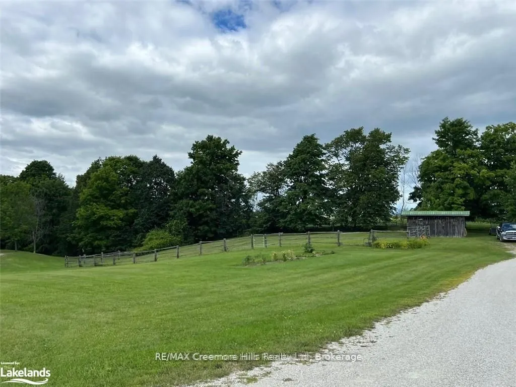 2332 Centre Line Road