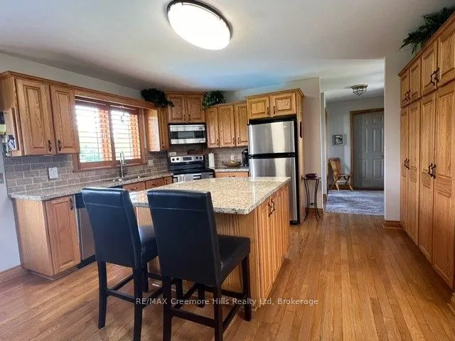 2332 Centre Line Road