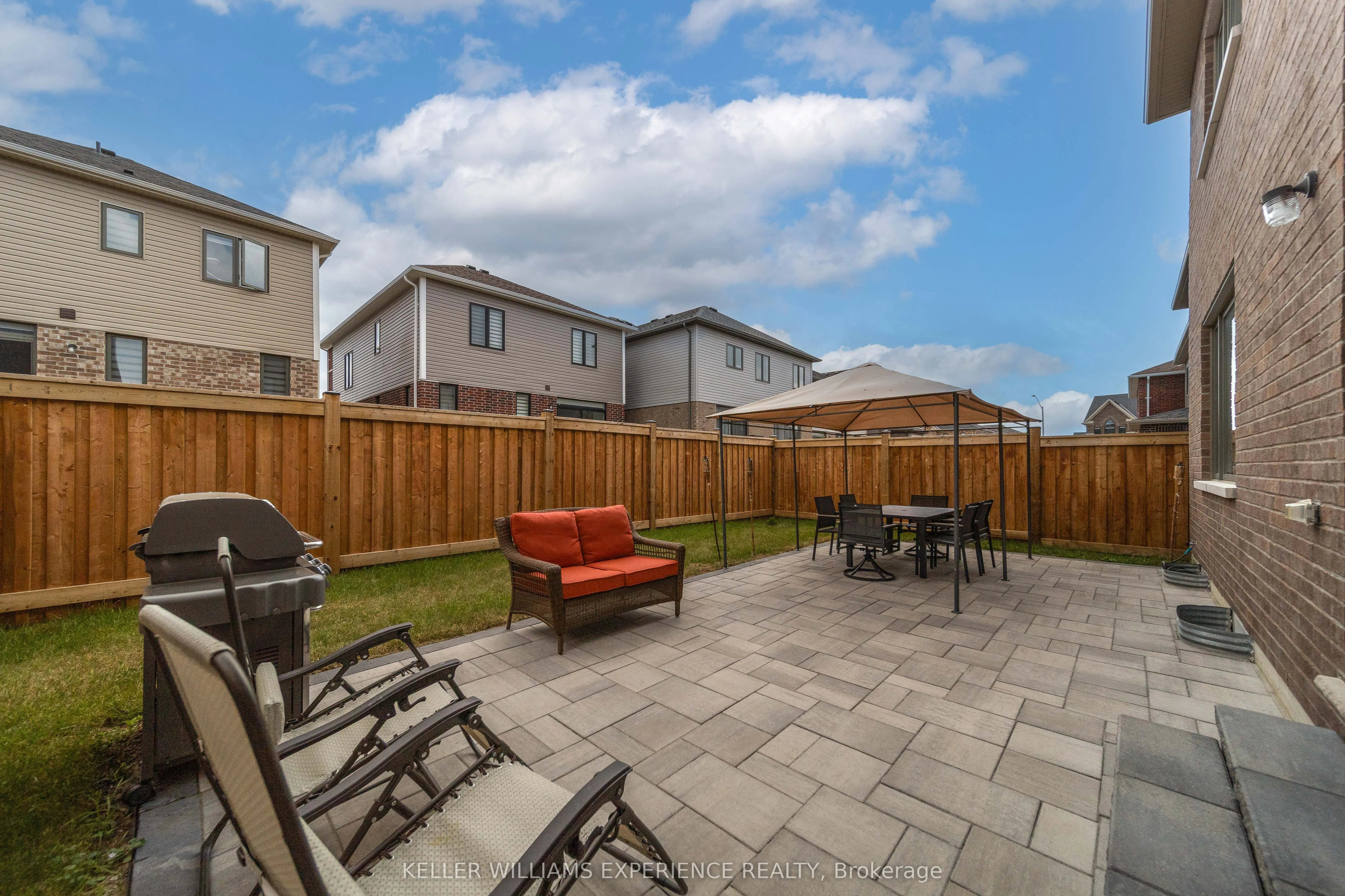 7 Bannister Road