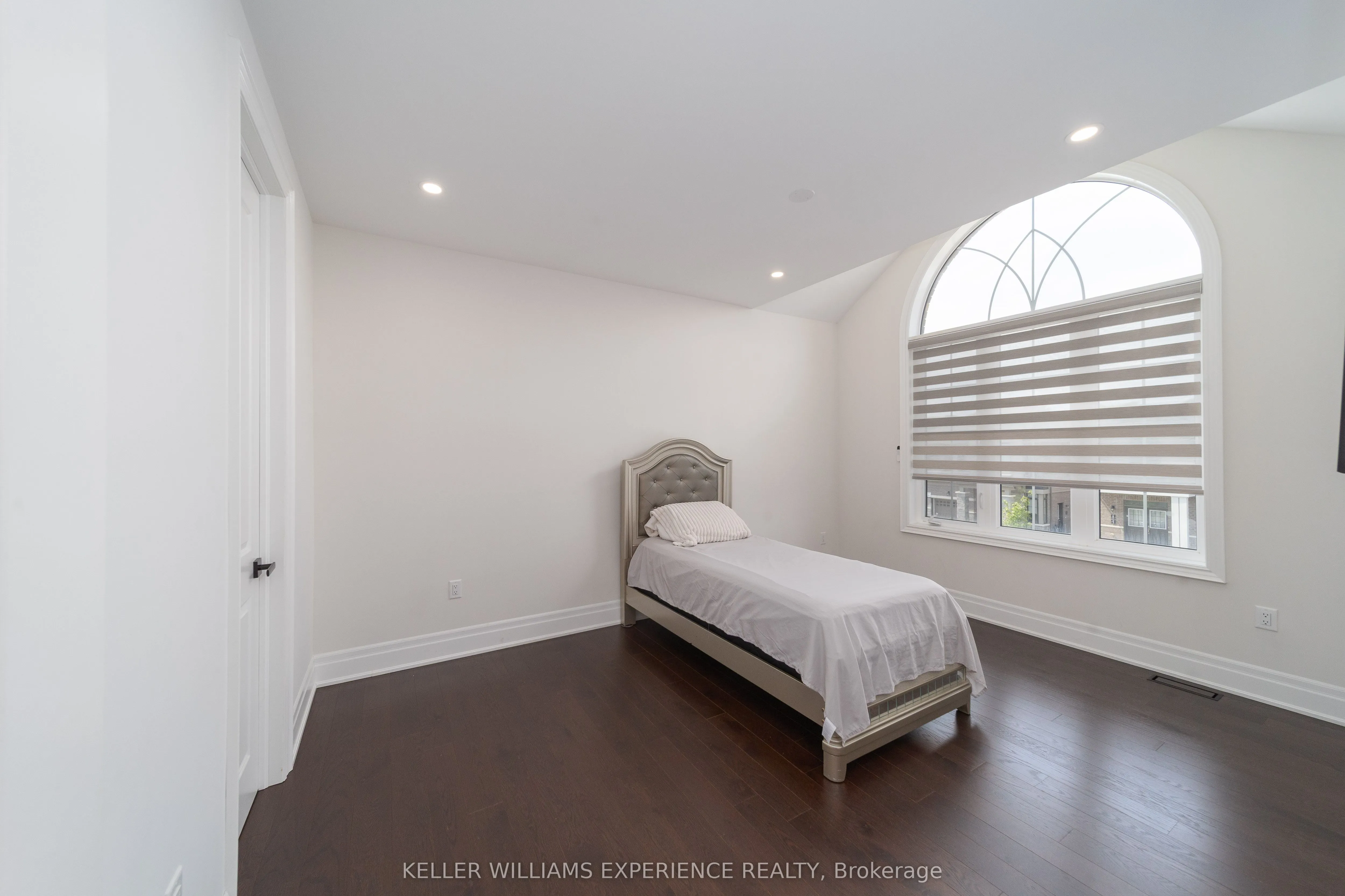 7 Bannister Road