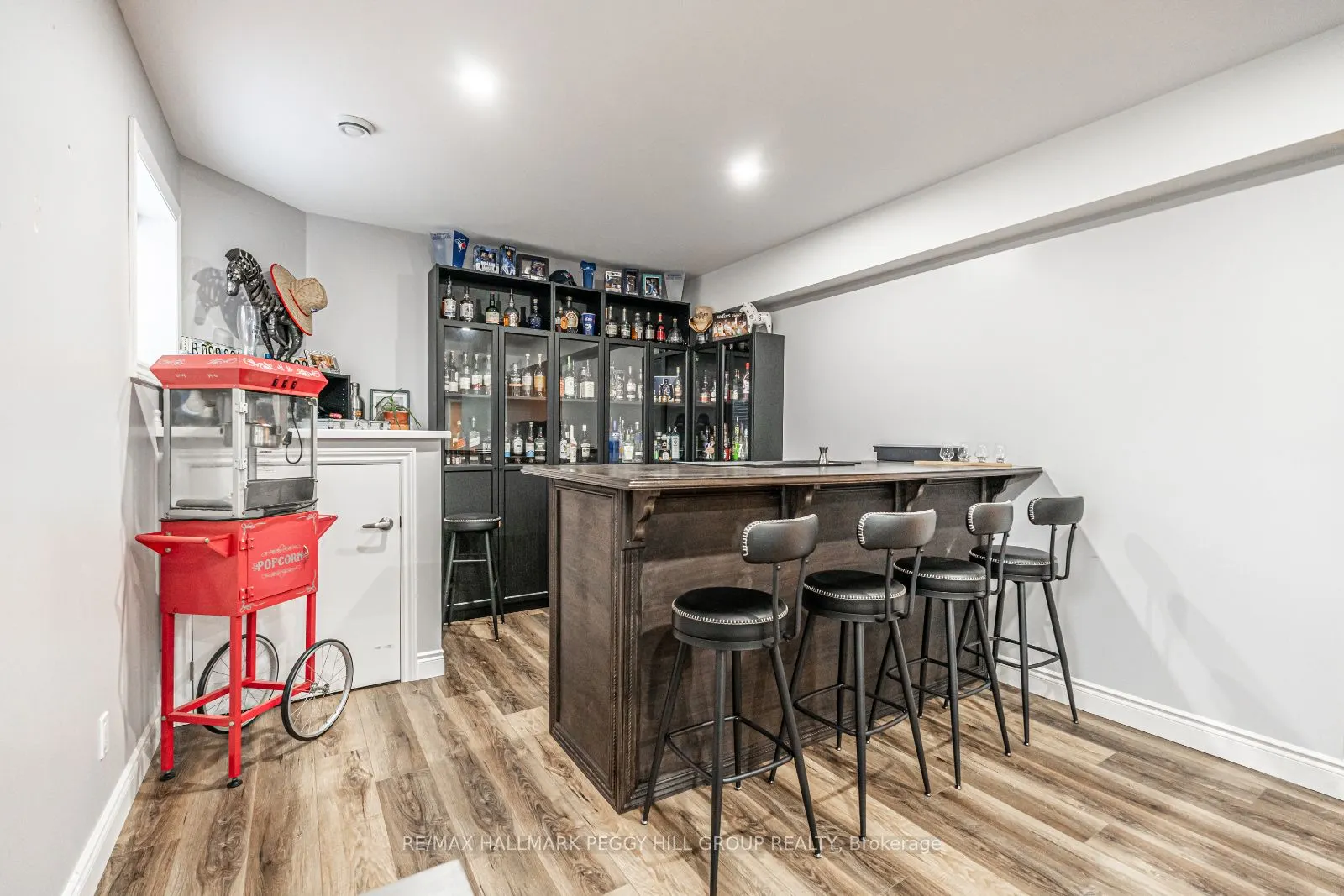 45 EVERGREEN Avenue