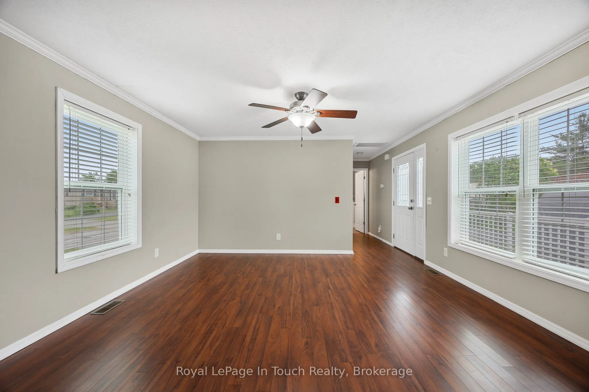 6 Maple Lane