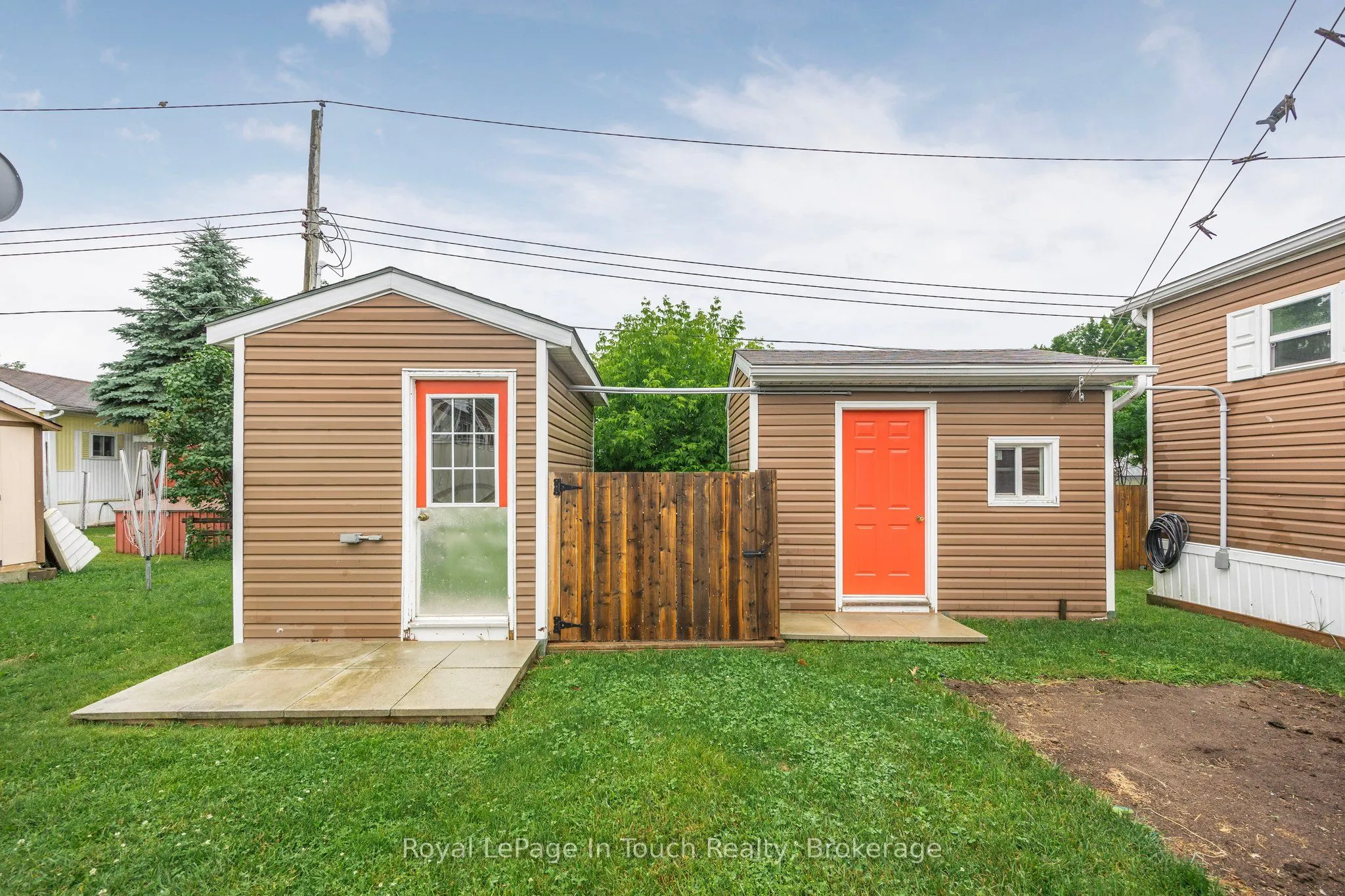 6 Maple Lane