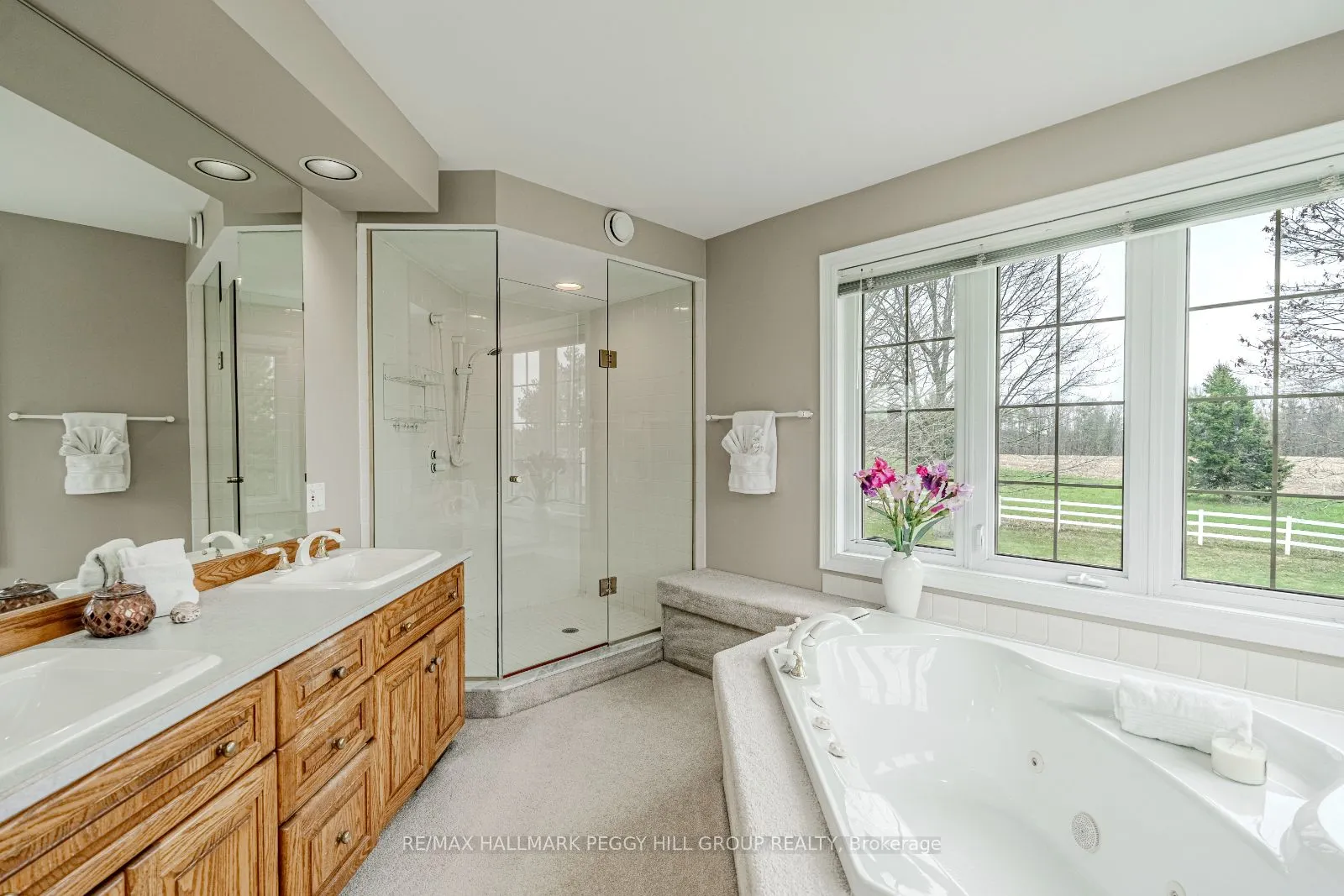 1331 Flos Road 3 E
