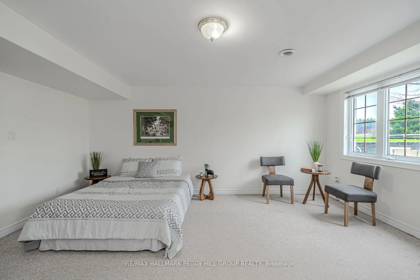 1331 Flos Road 3 E