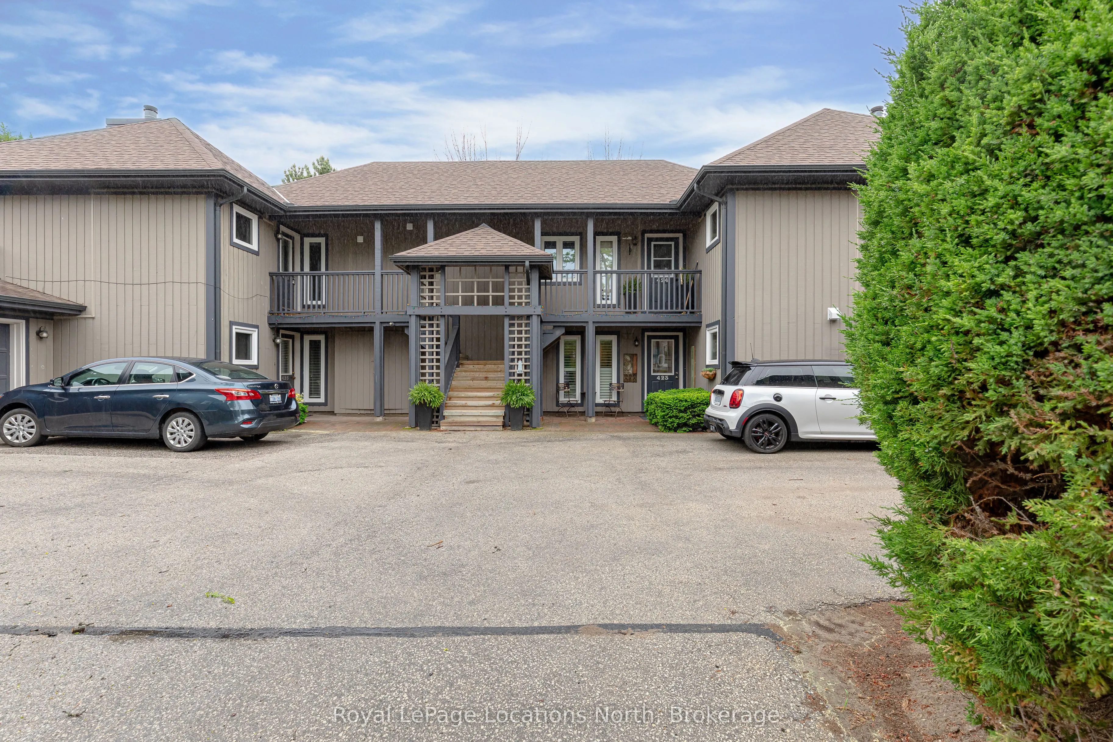 423 Mariners Way, #14