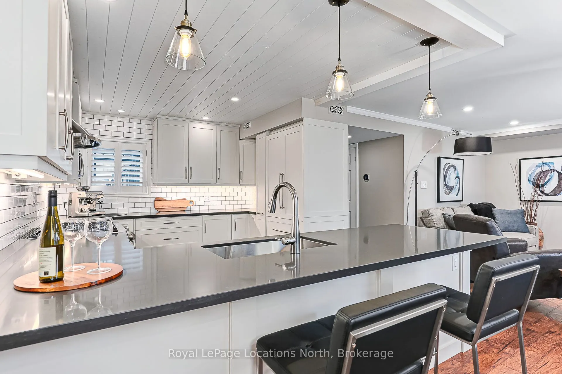 423 Mariners Way, #14