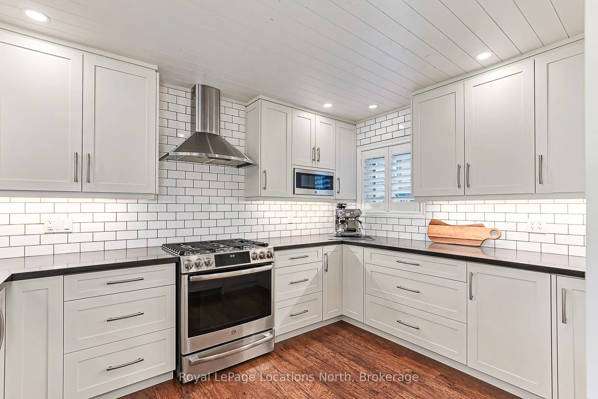 423 Mariners Way, #14