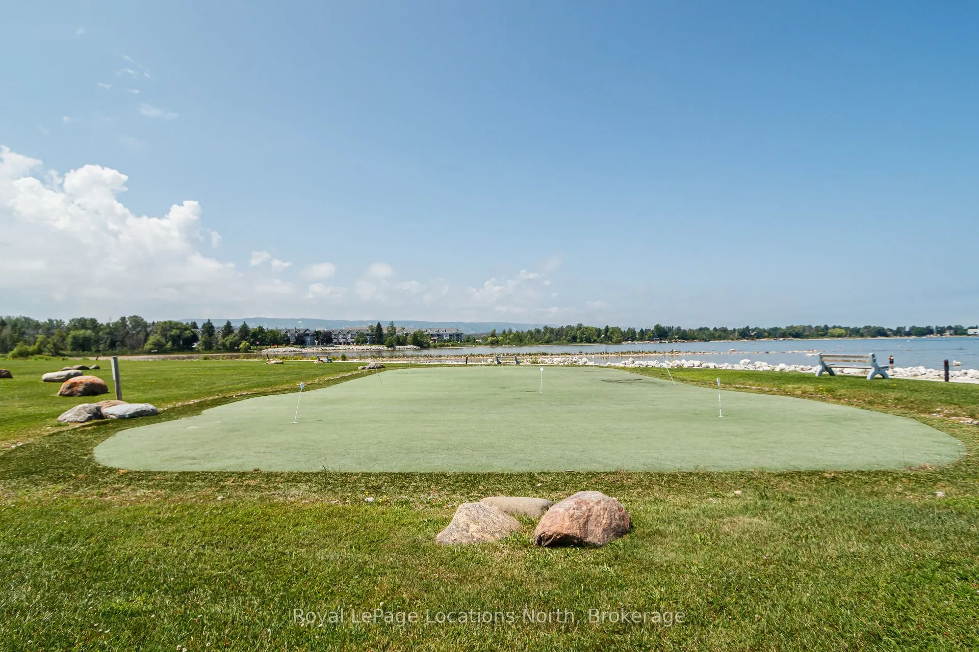 423 Mariners Way, #14