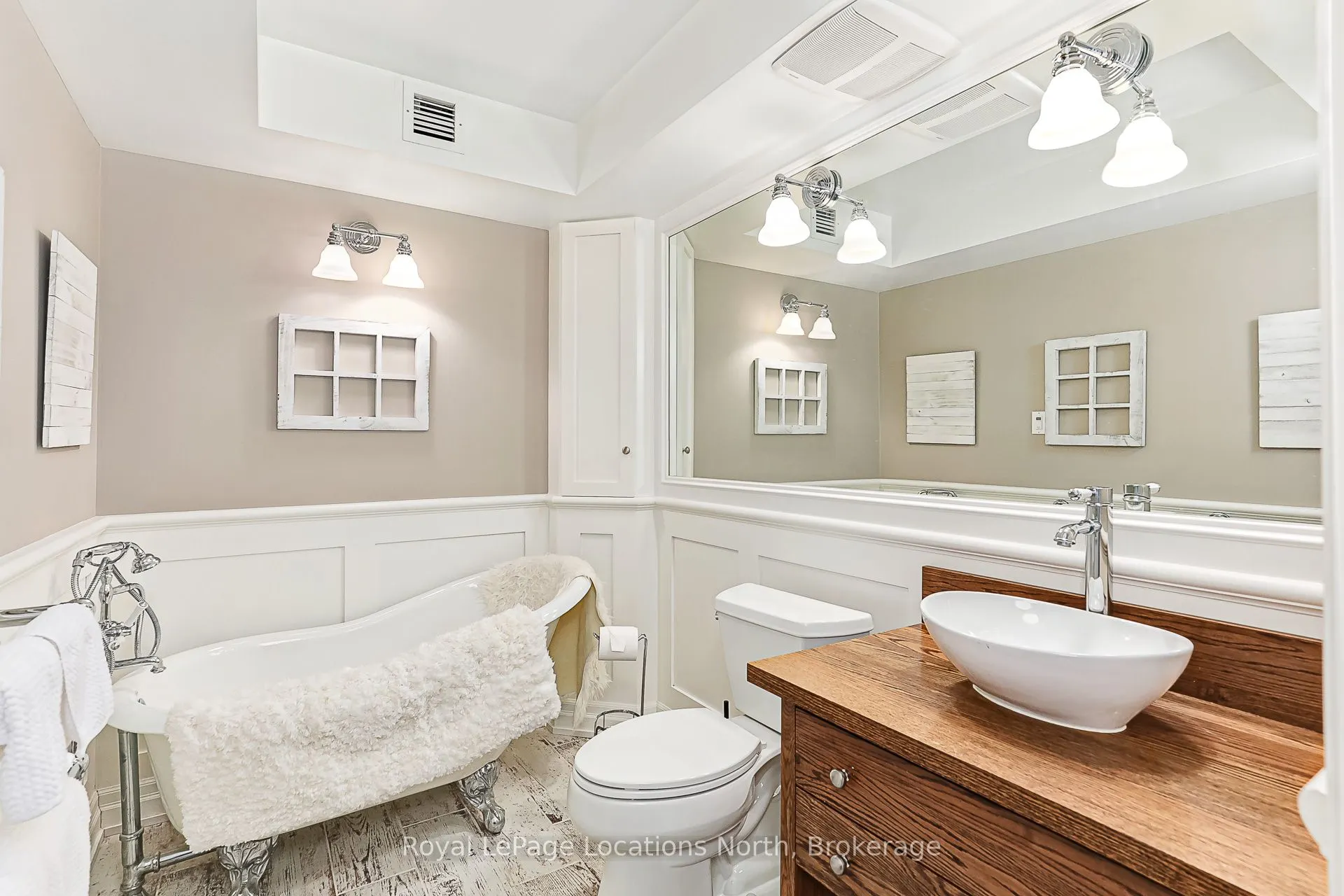 423 Mariners Way, #14