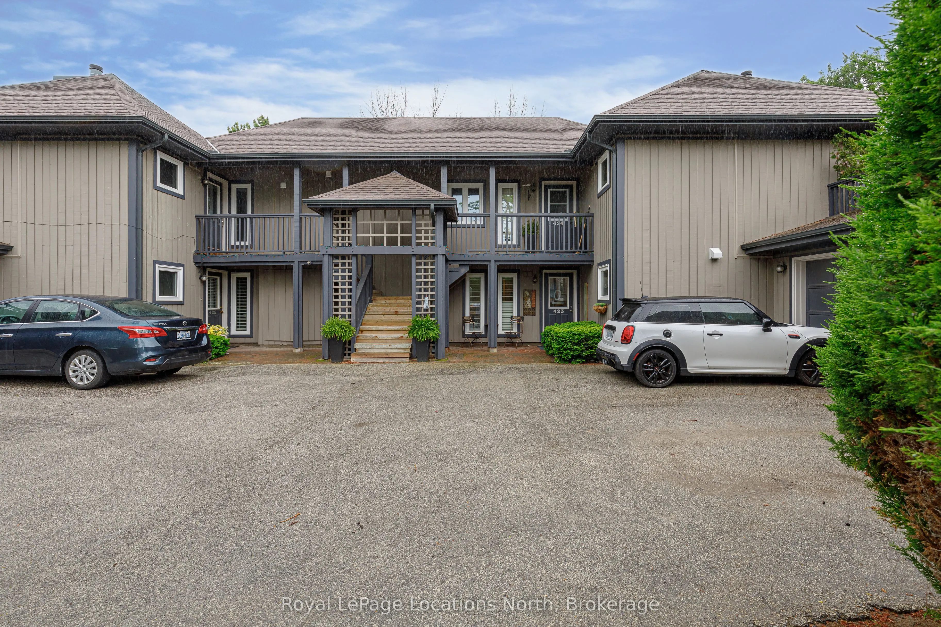423 Mariners Way, #14