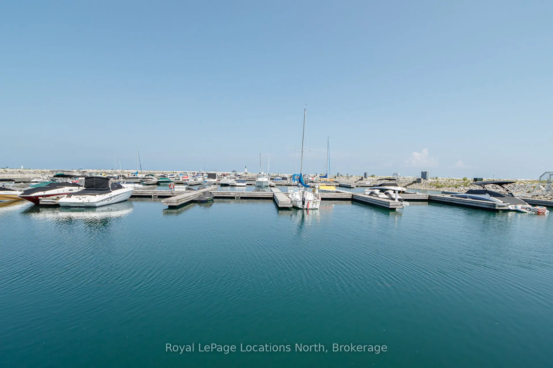 423 Mariners Way, #14