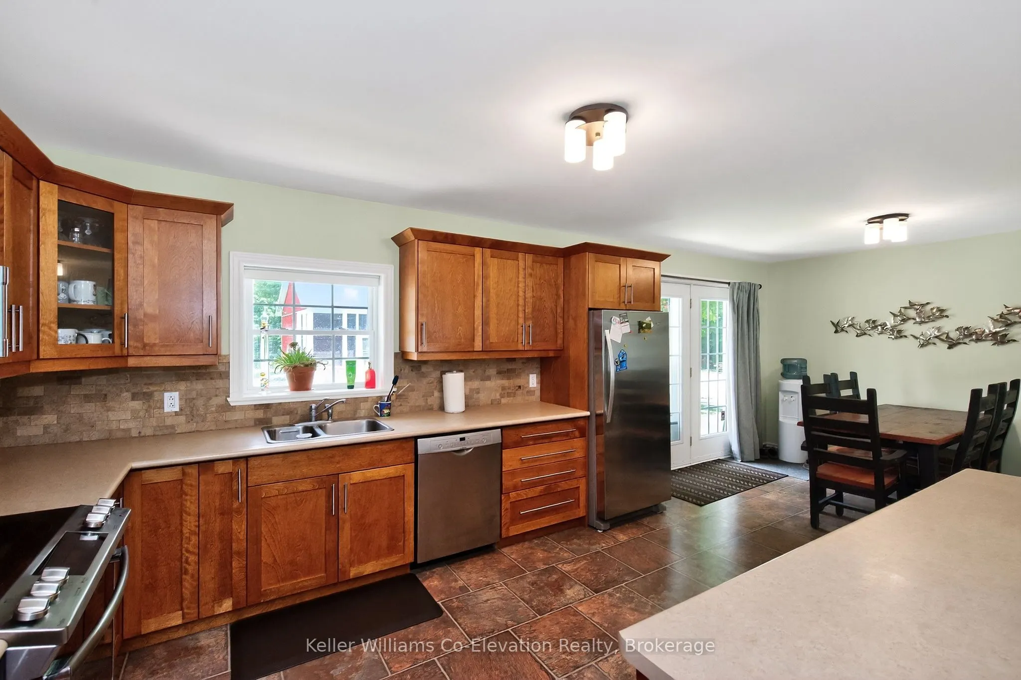 2185 Old Fort Road