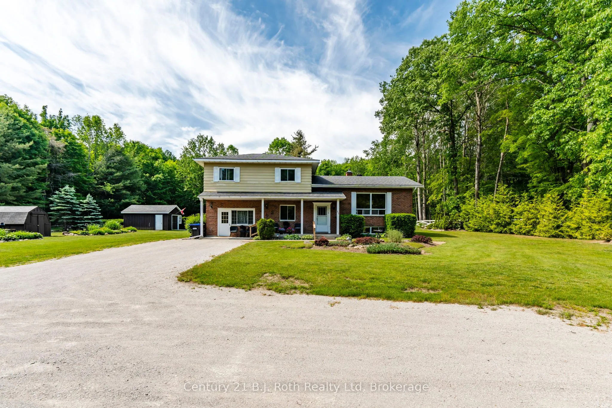 573 Lafontaine Road E