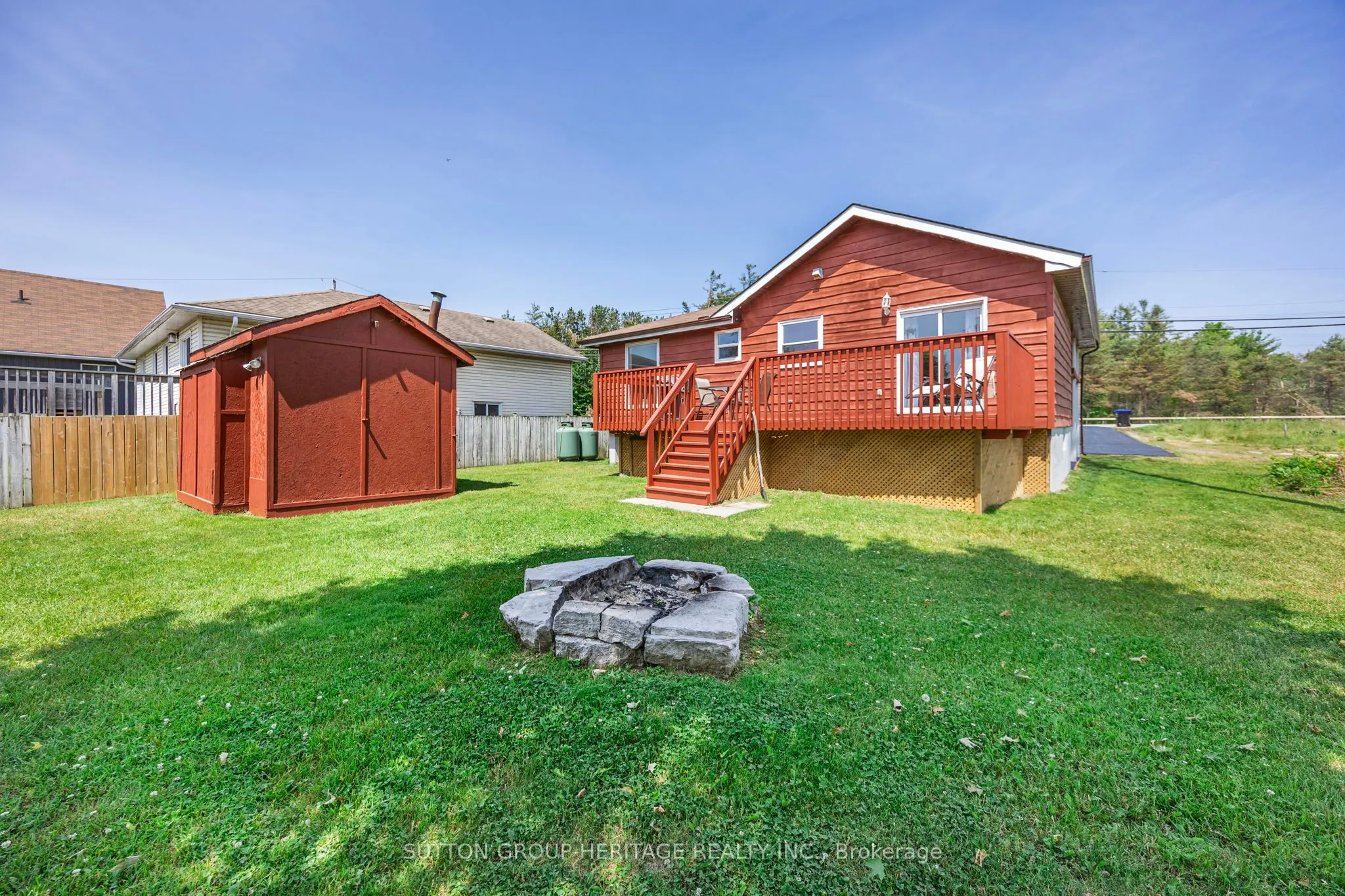 9209 Highway 11 N