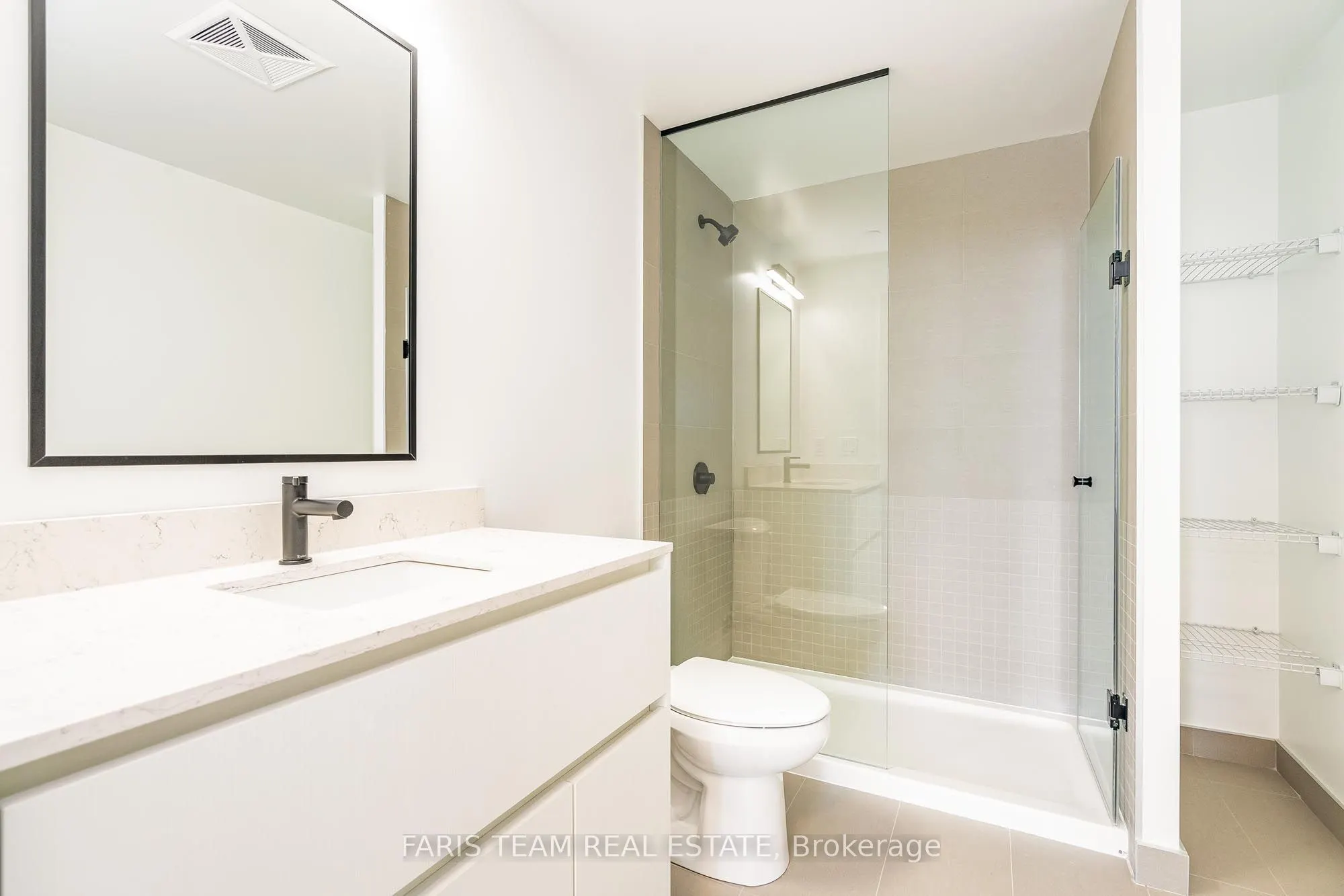 31 Huron Street, #325
