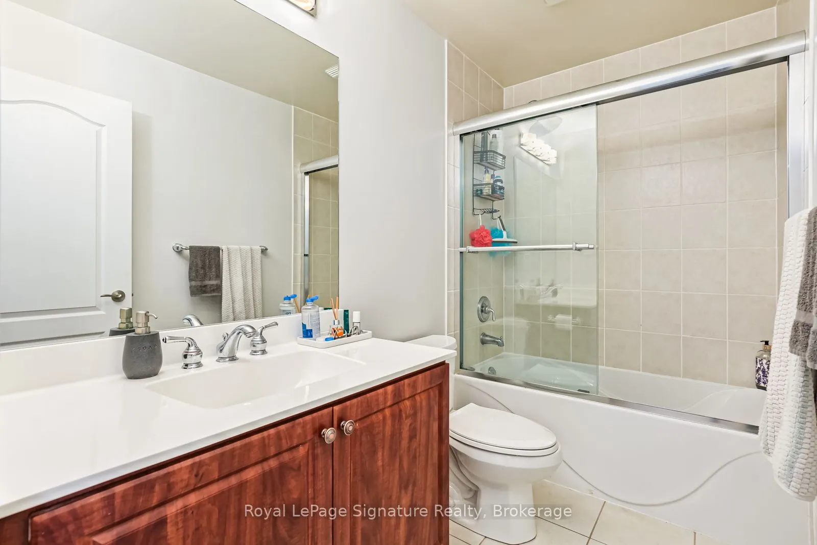 14 Montclair Mews, #18