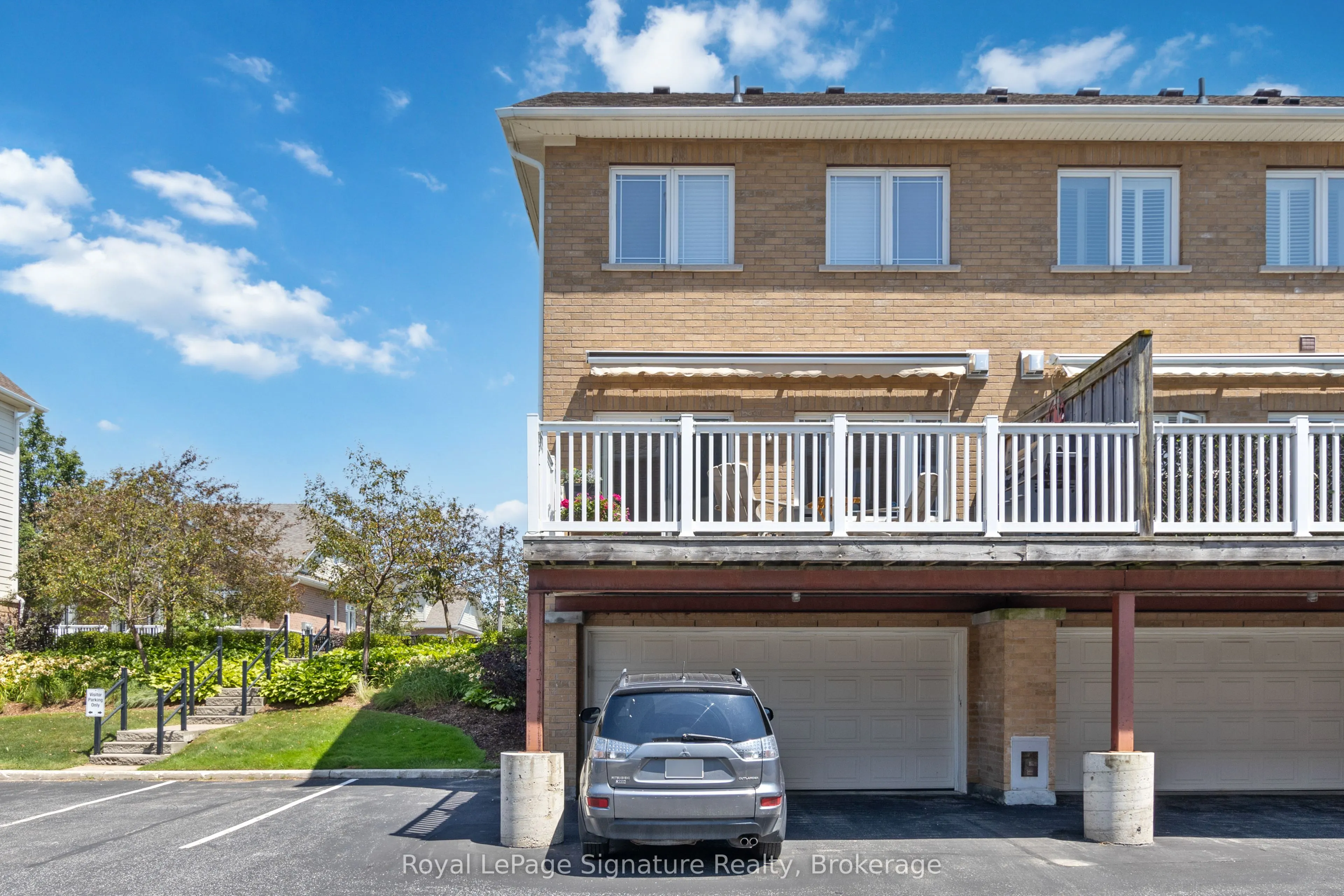 14 Montclair Mews, #18