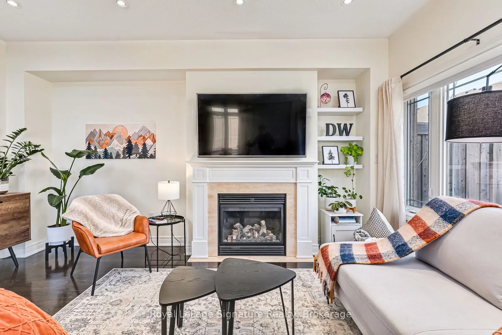 14 Montclair Mews, #18