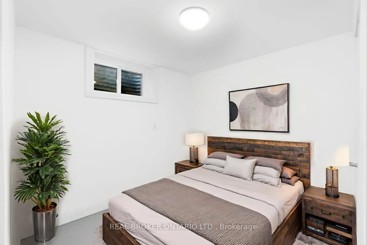 26 Golfdale Road