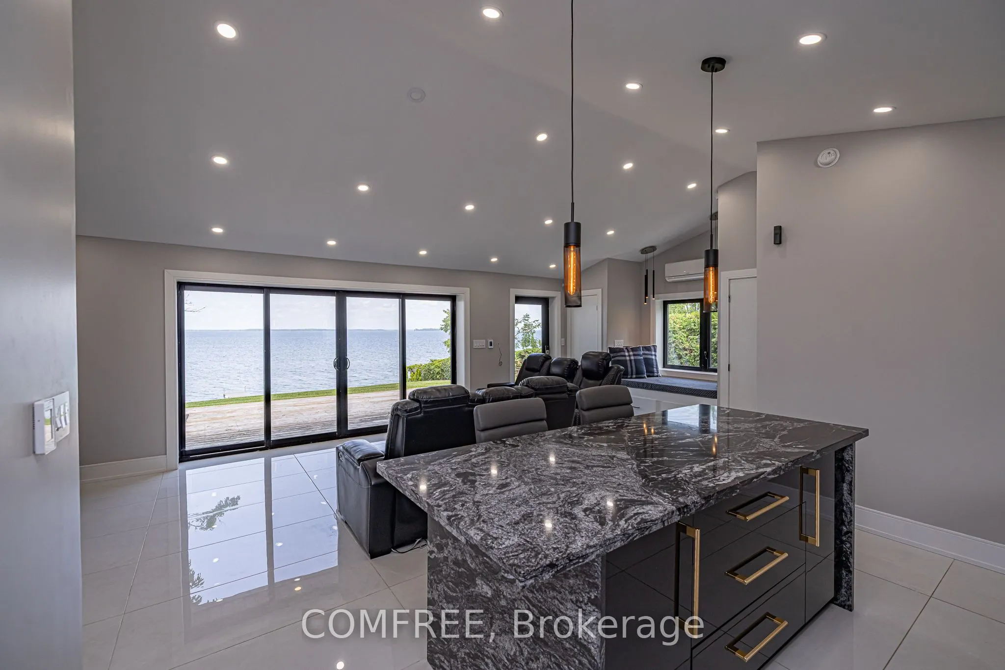 901 Woodland Drive