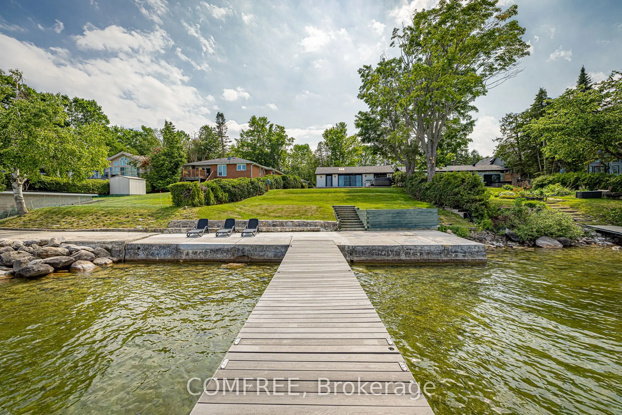 901 Woodland Drive