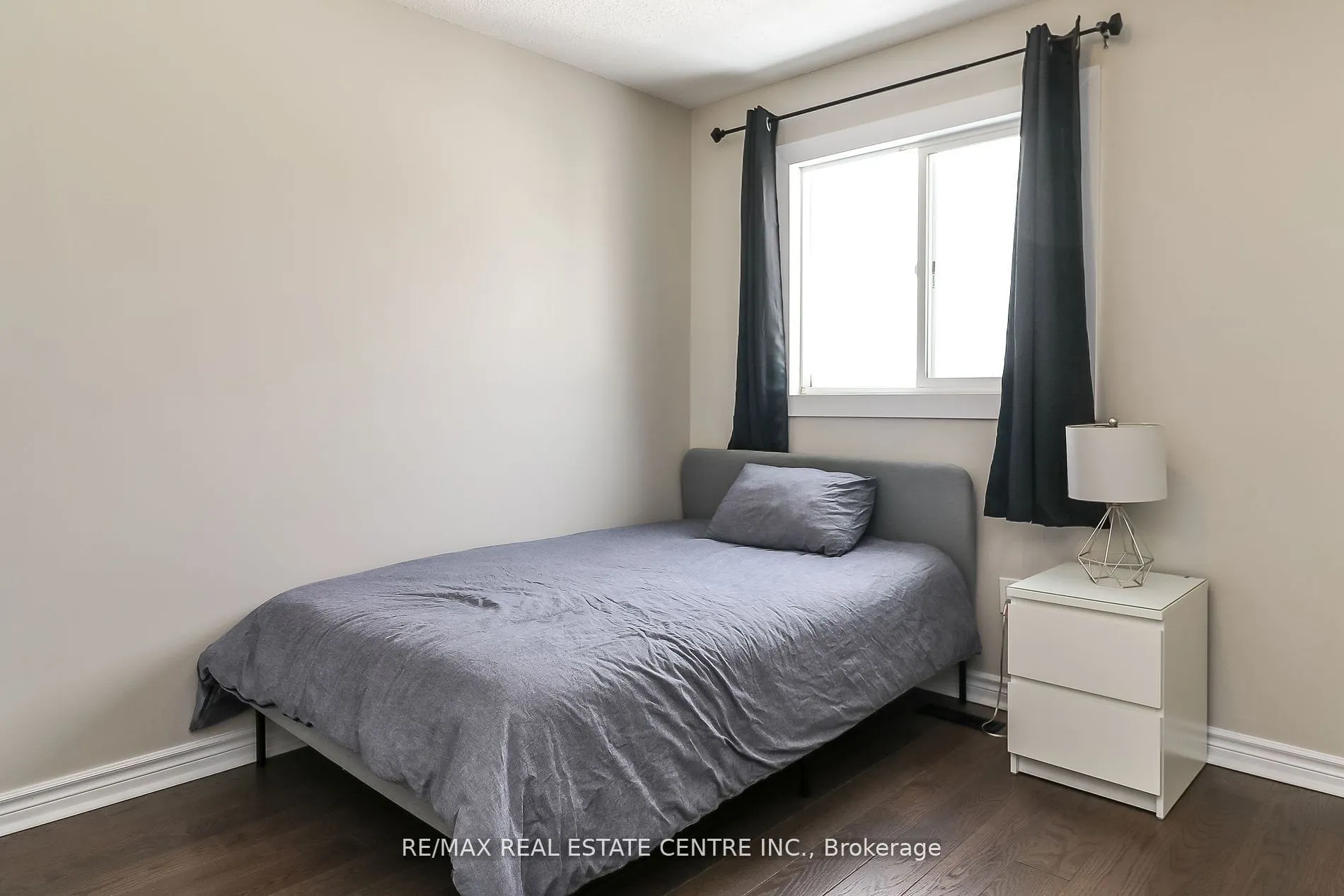 22 Meadowlark Road